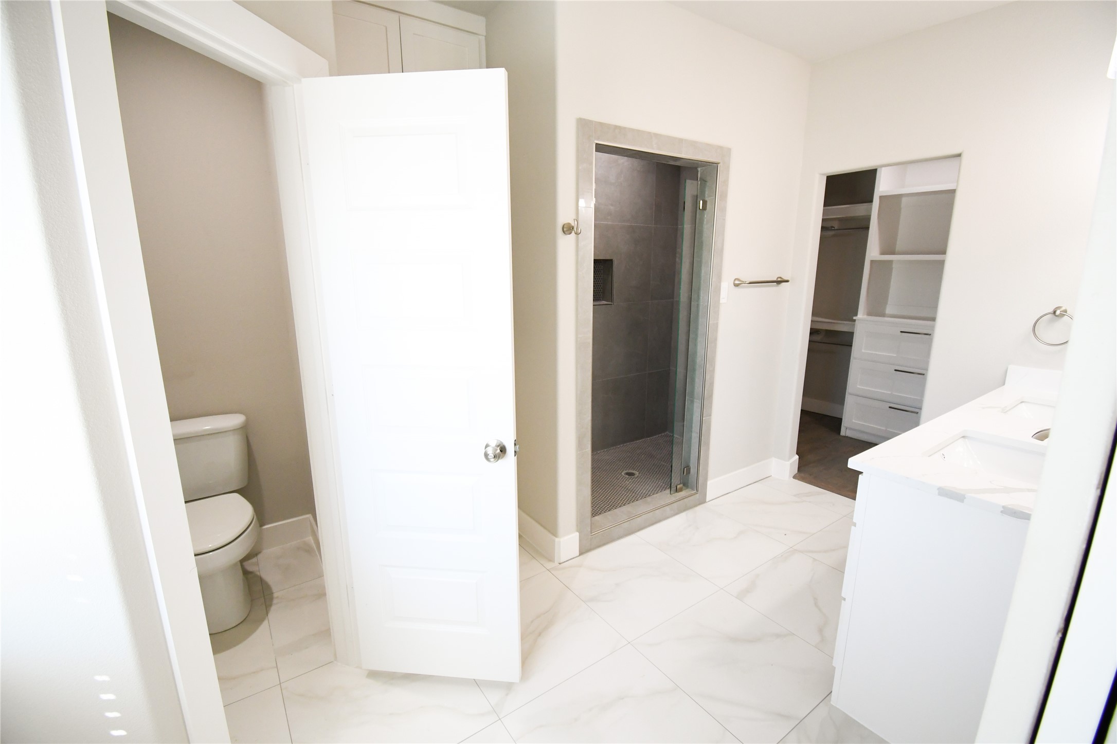 2814 18th Street W Irving TX 75060