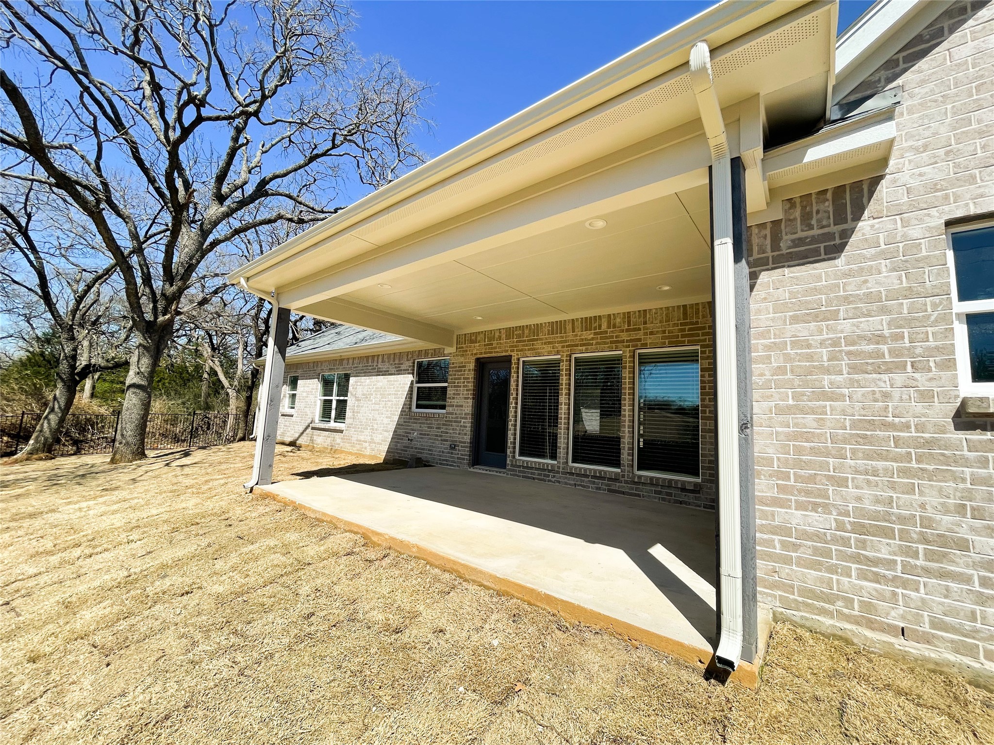 2814 18th Street W Irving TX 75060