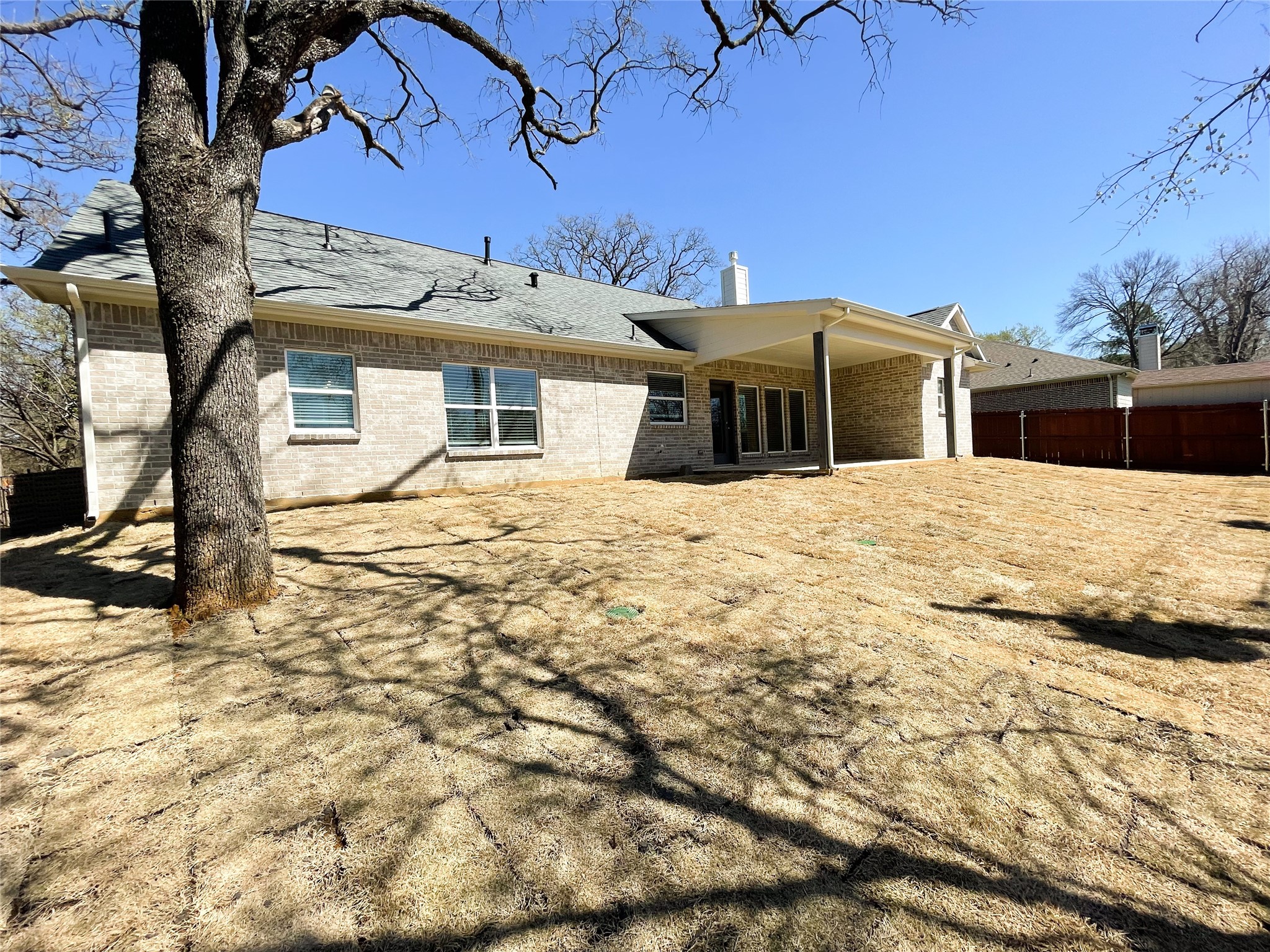 2814 18th Street W Irving TX 75060