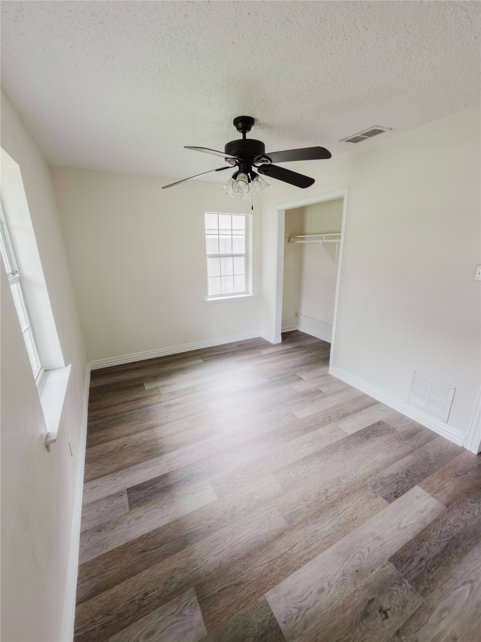 1528 Longview Street Mesquite TX 75149