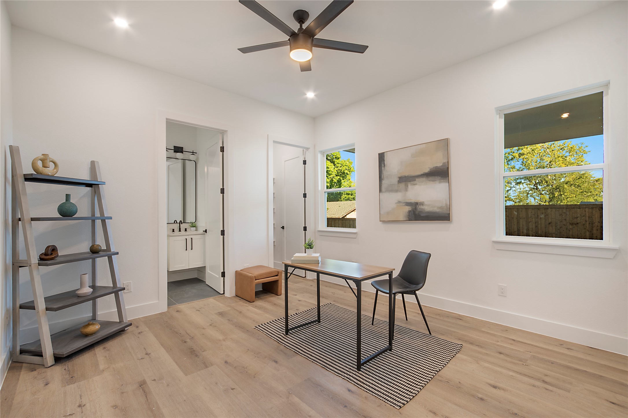 2005 Hearne Avenue Dallas TX 75212