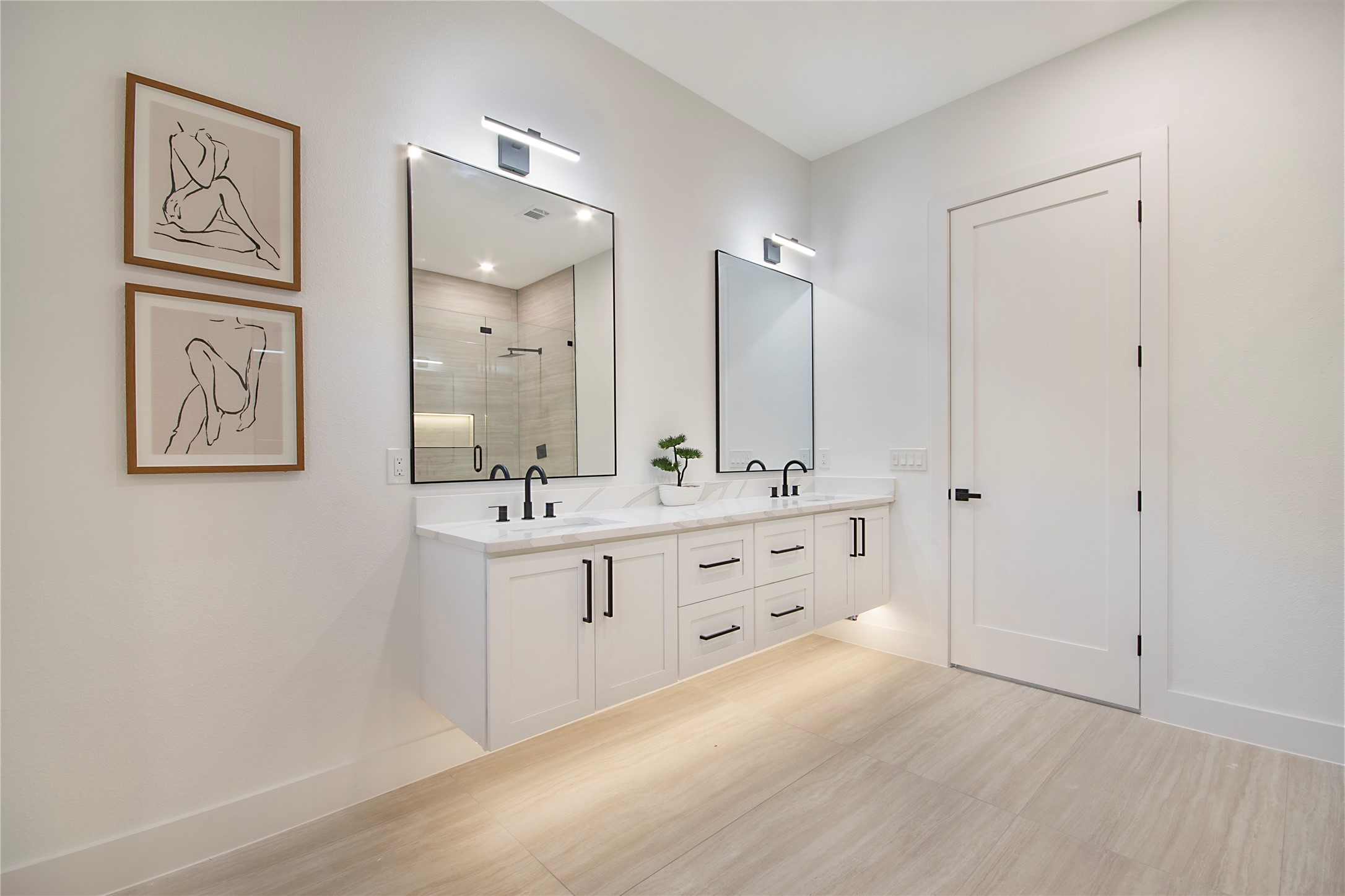 2005 Hearne Avenue Dallas TX 75212