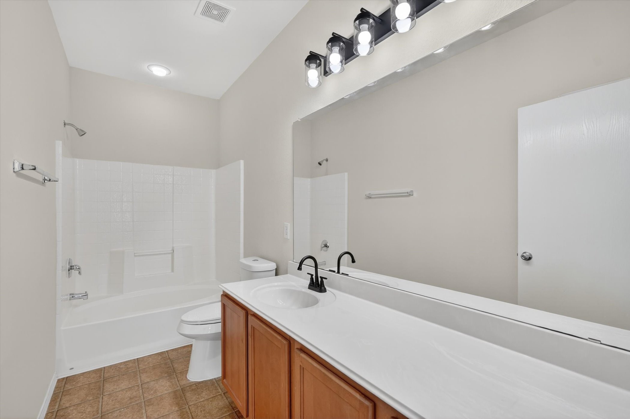 7401 Cowhand Court Fort Worth TX 76131
