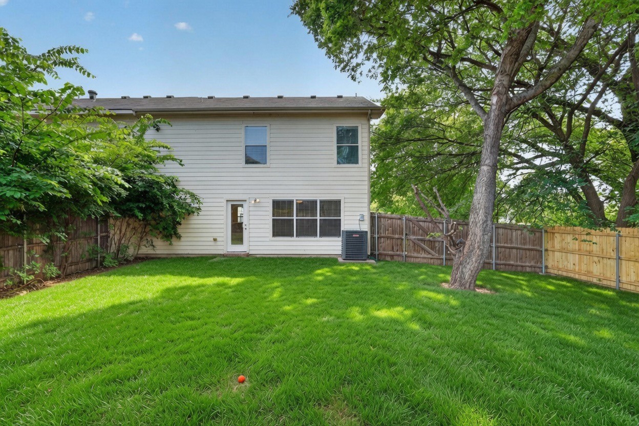 7401 Cowhand Court Fort Worth TX 76131
