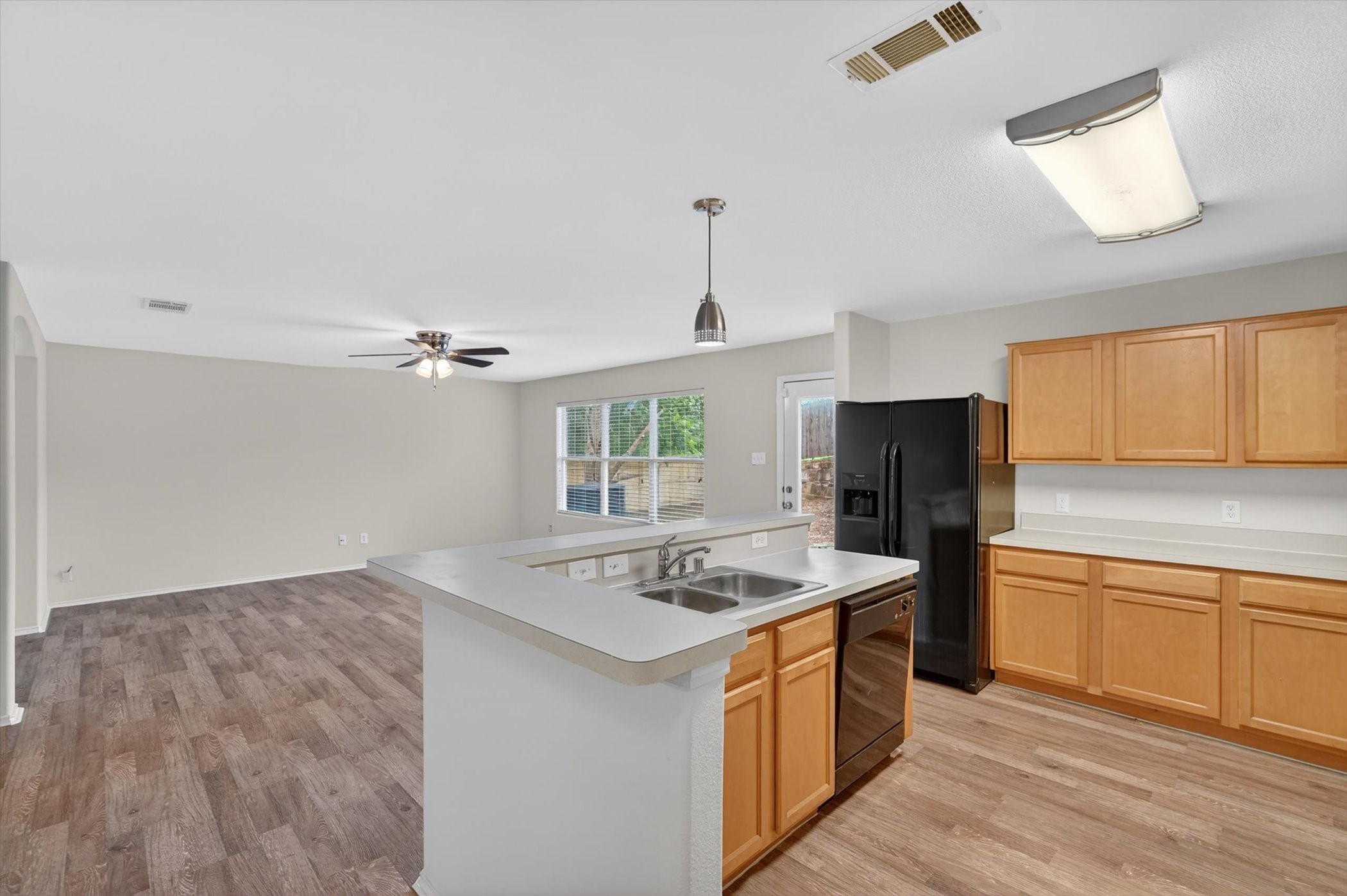 7401 Cowhand Court Fort Worth TX 76131