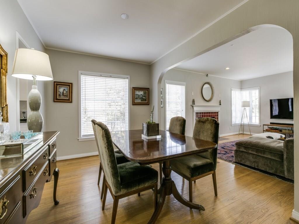 1523 Oak Knoll Street Dallas TX 75208