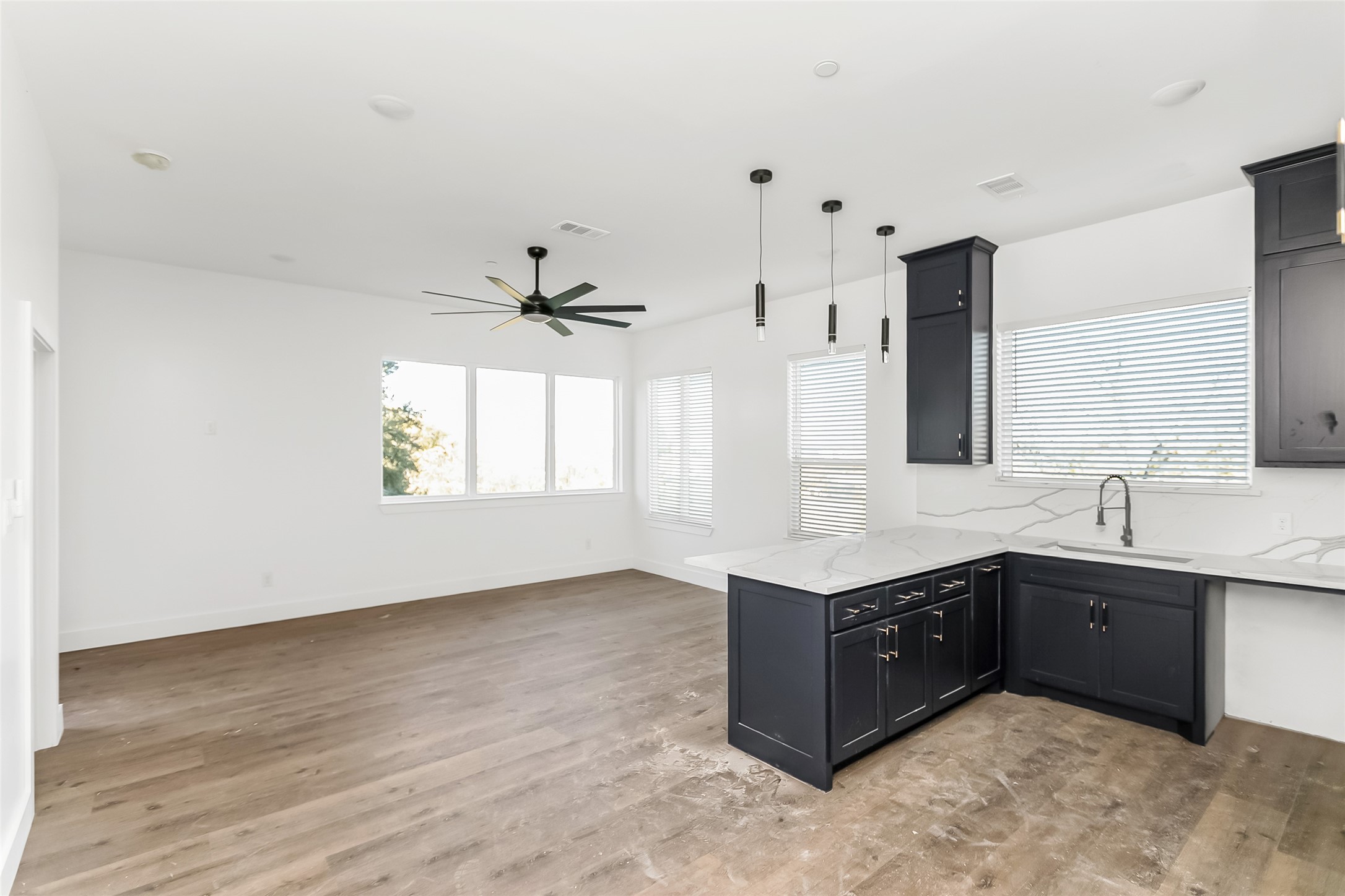 1105 Poindexter Street Fort Worth TX 76102