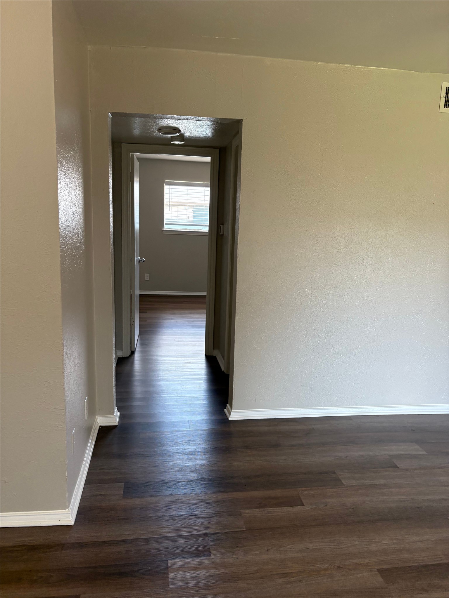 2211 S Vernon Avenue Dallas TX 75224