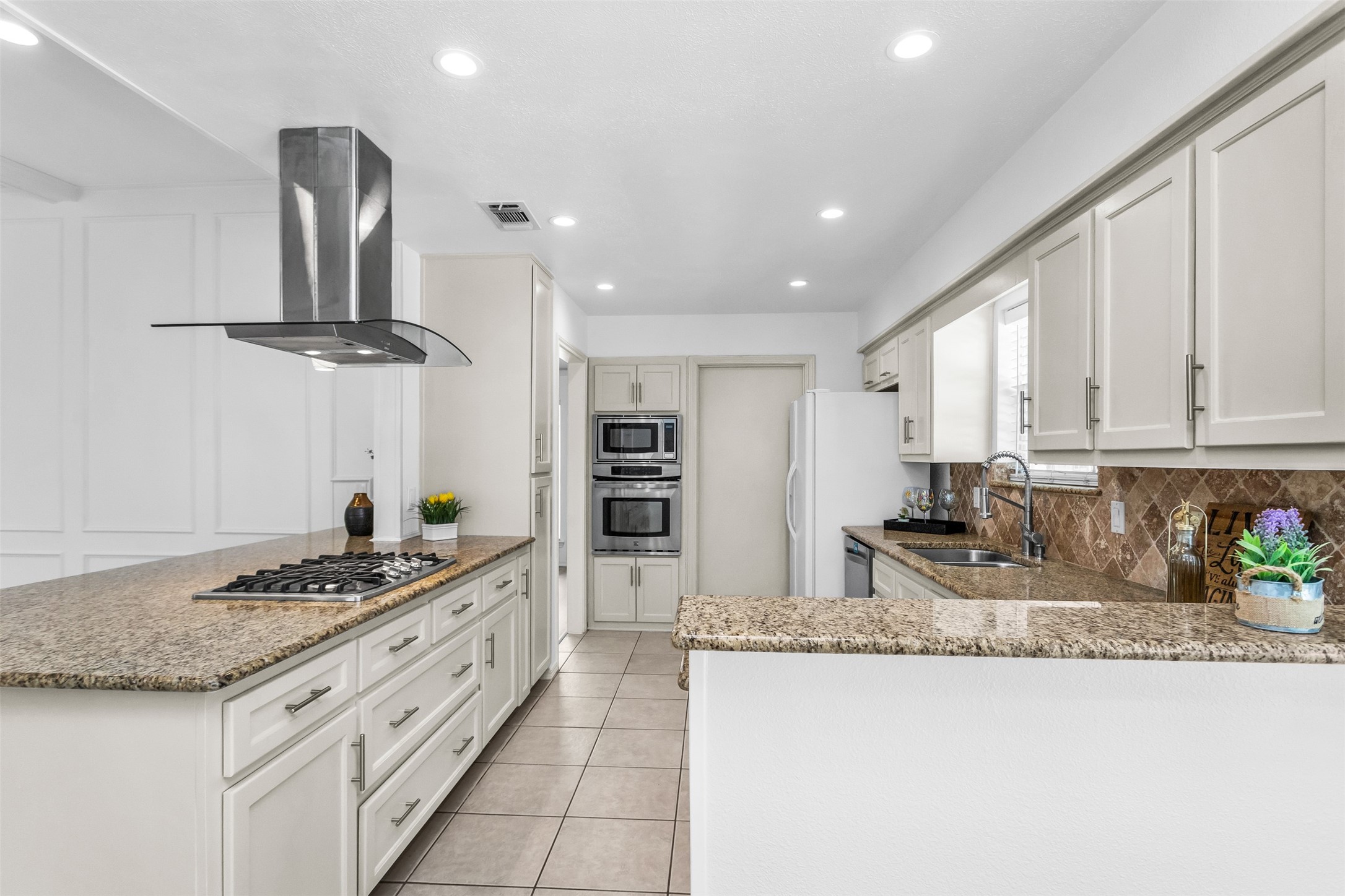 7233 Rustic Valley Drive Dallas TX 75248