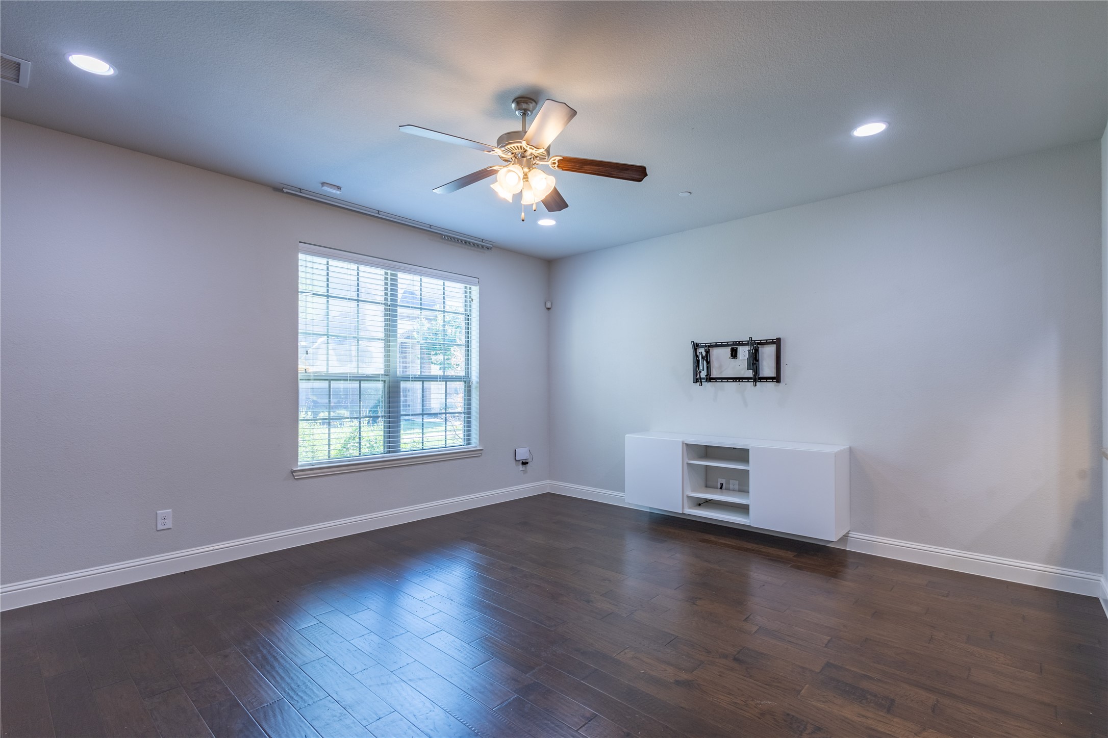 4658H Rhett Lane Carrollton TX 75010