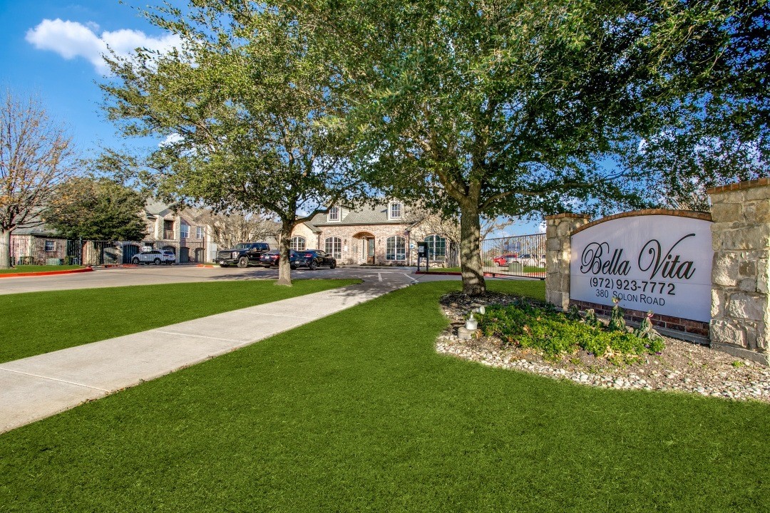 380 Solon Road Waxahachie TX 75165