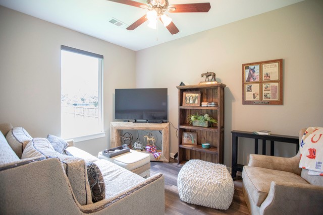 176 Lakeview Circle Pilot Point TX 76258