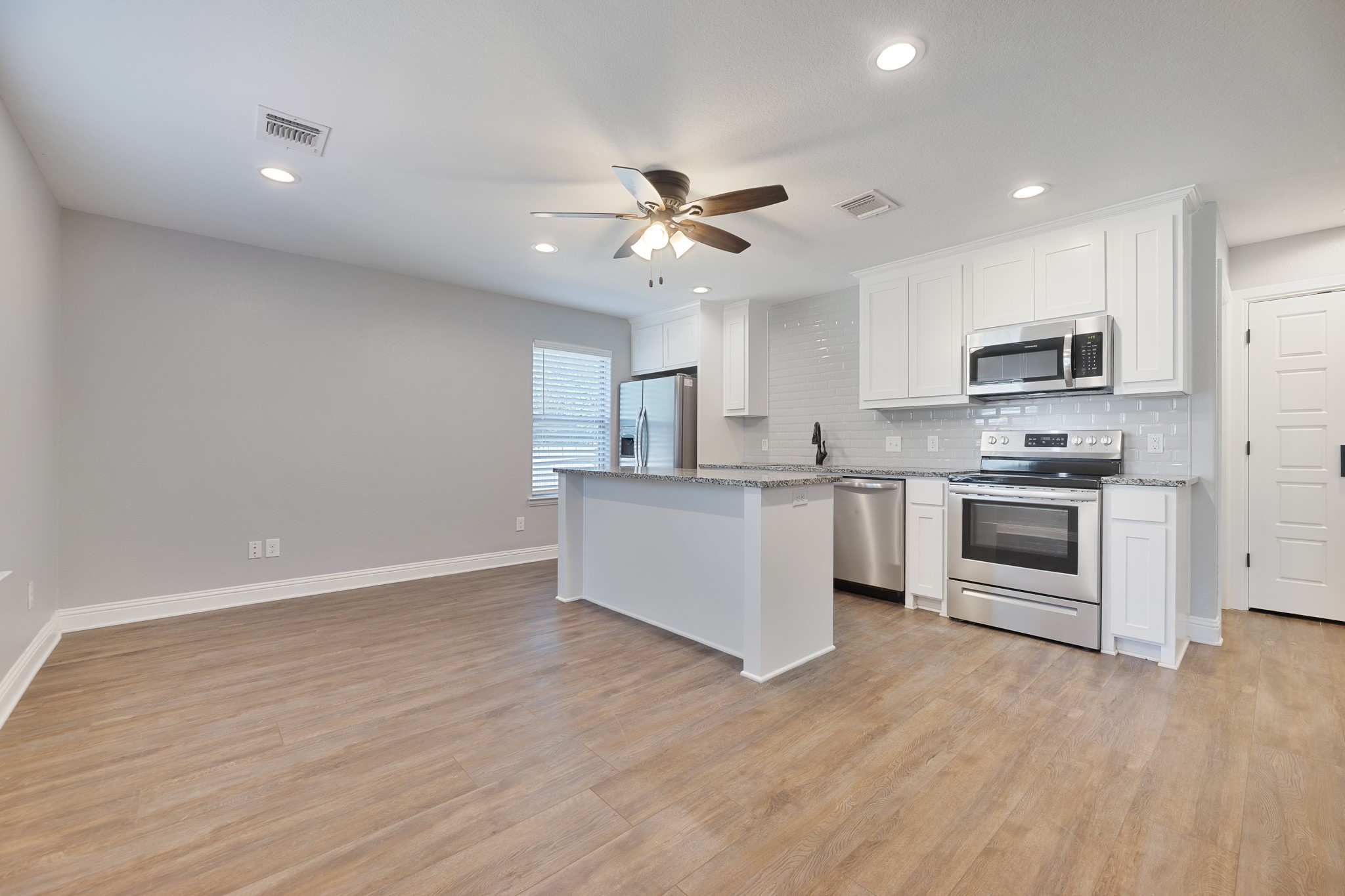 1713 Bronco Road Granbury TX 76049