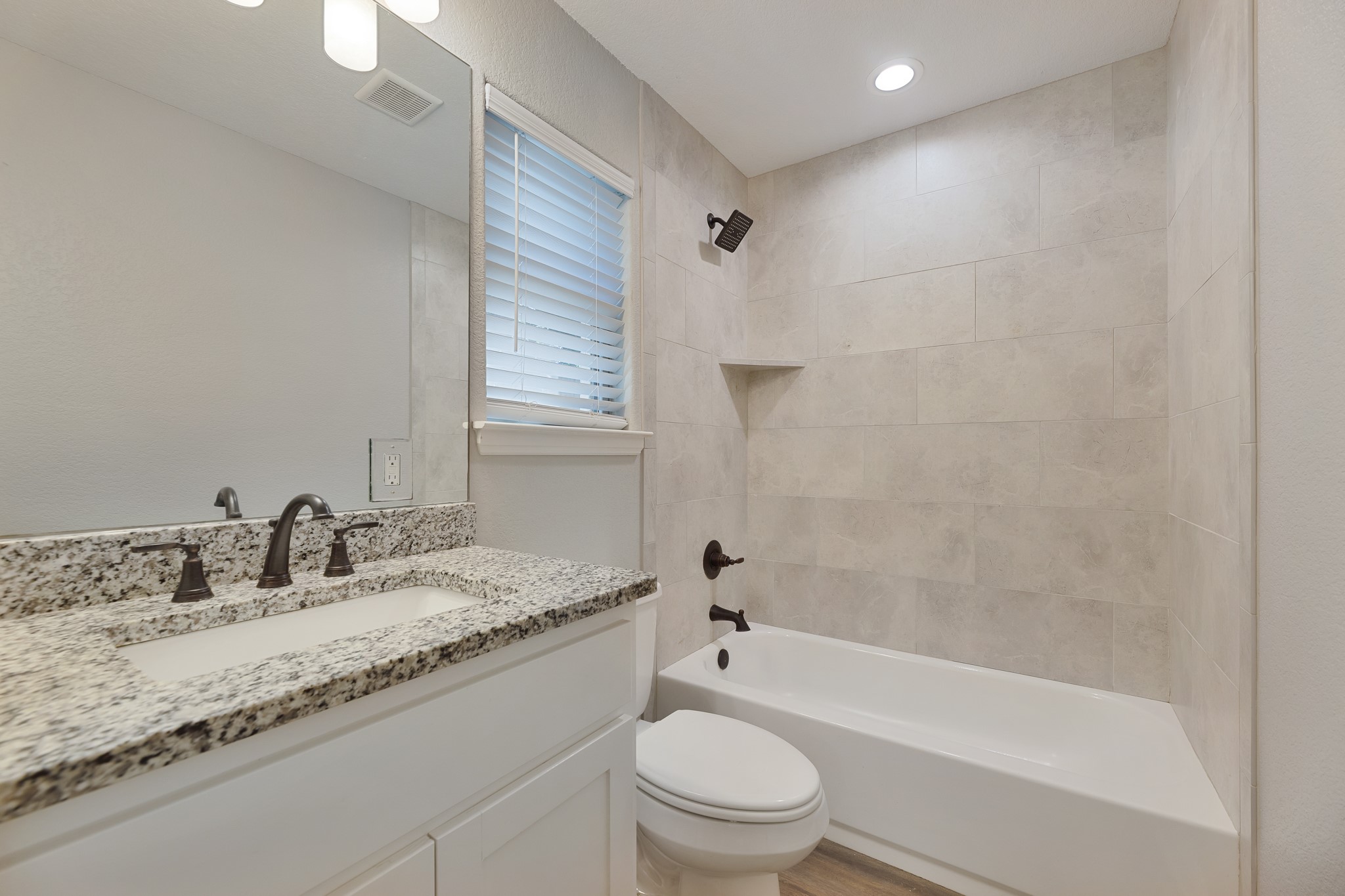 1713 Bronco Road Granbury TX 76049