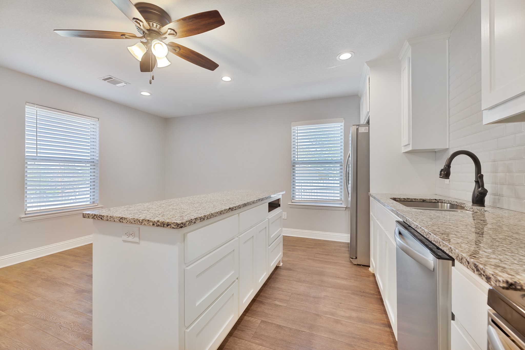 1713 Bronco Road Granbury TX 76049
