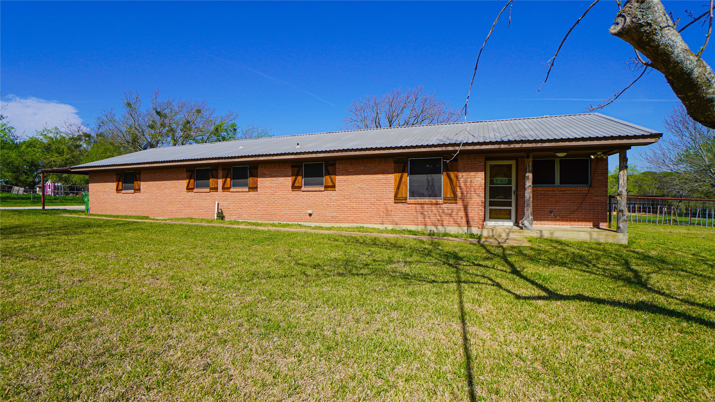 19761 N State Highway 34 Terrell TX 75161