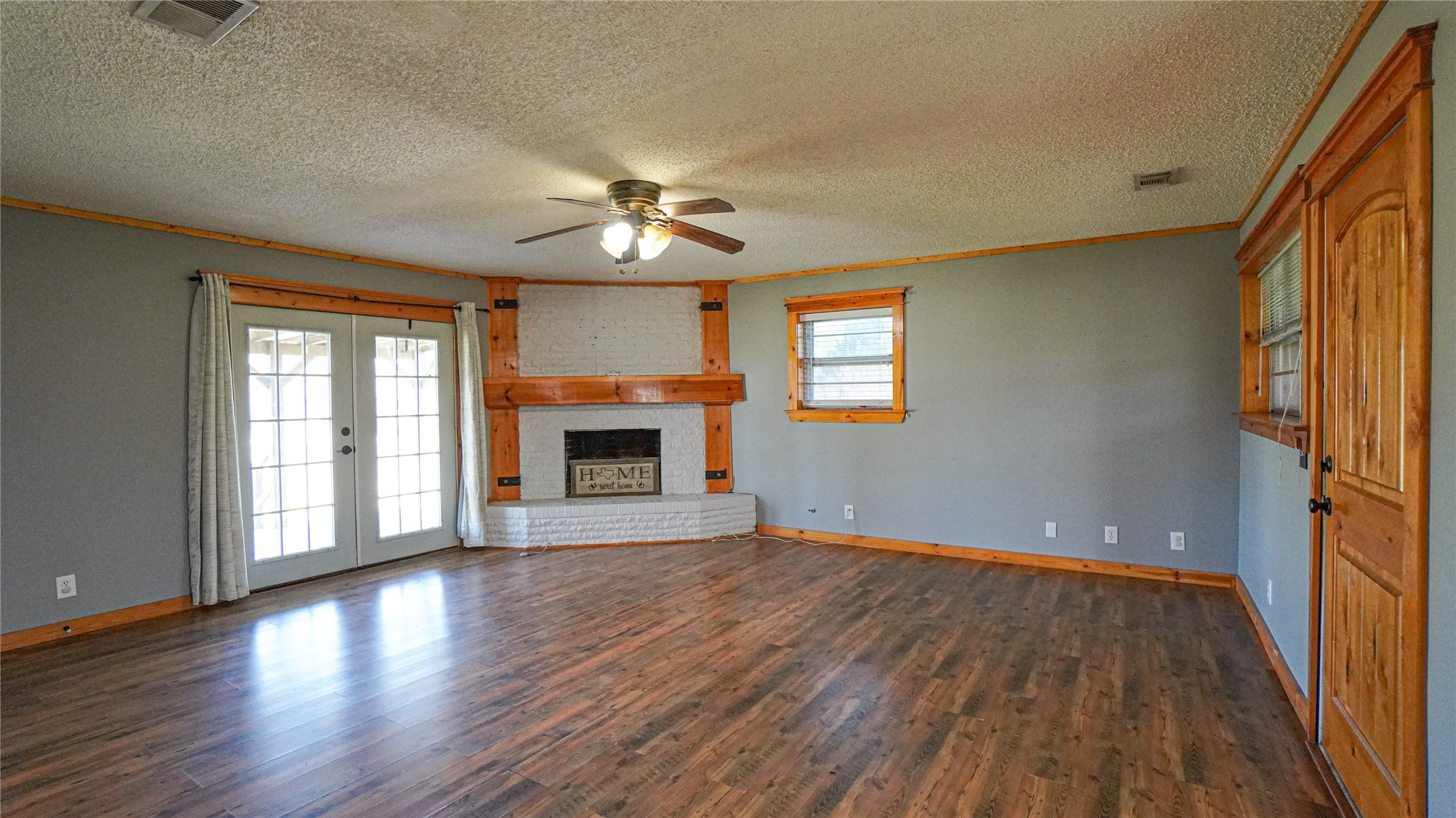19761 N State Highway 34 Terrell TX 75161
