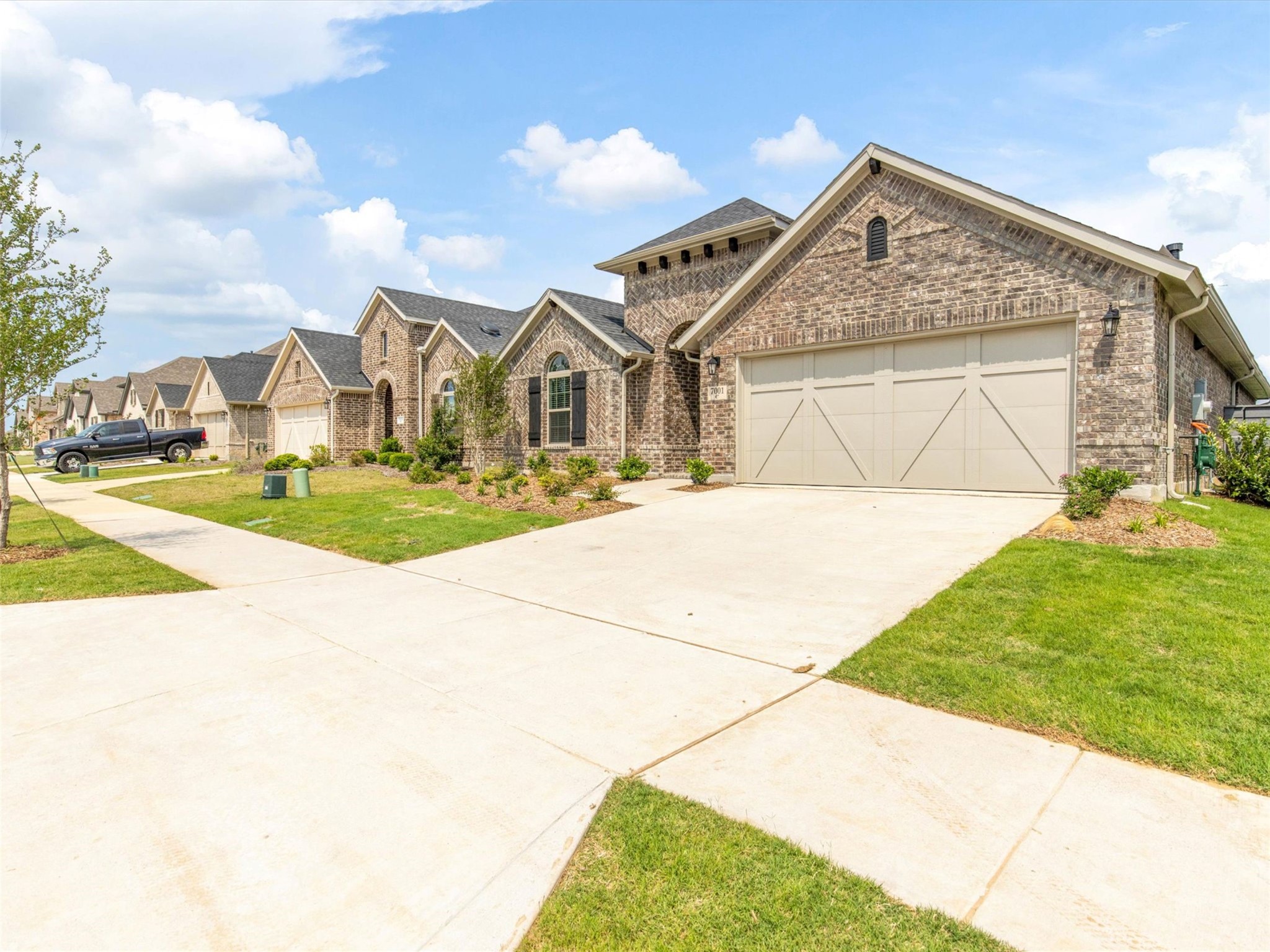 7001 Mapleshade Way Little Elm TX 76227