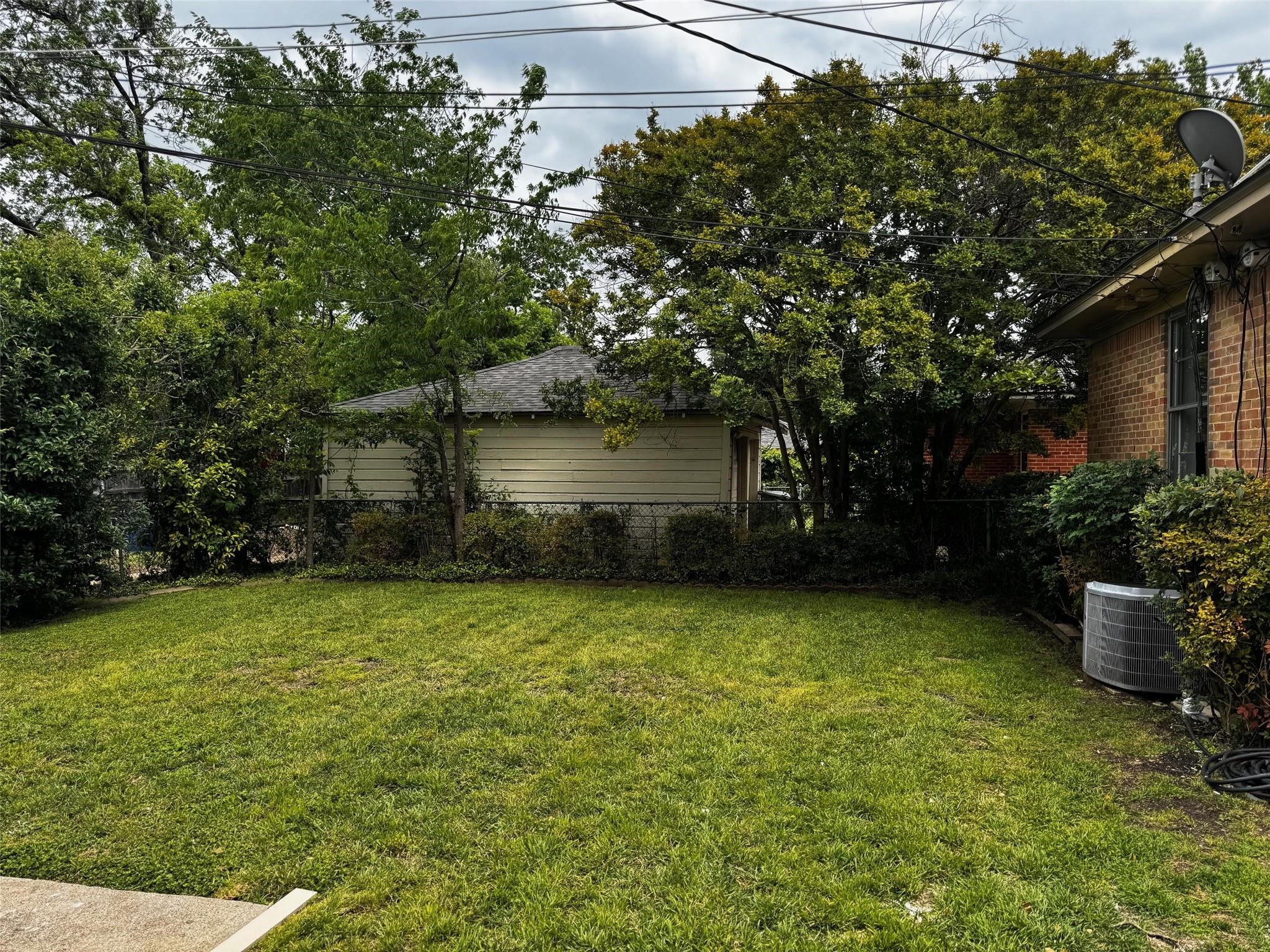 6227 Saint Moritz Avenue Dallas TX 75214