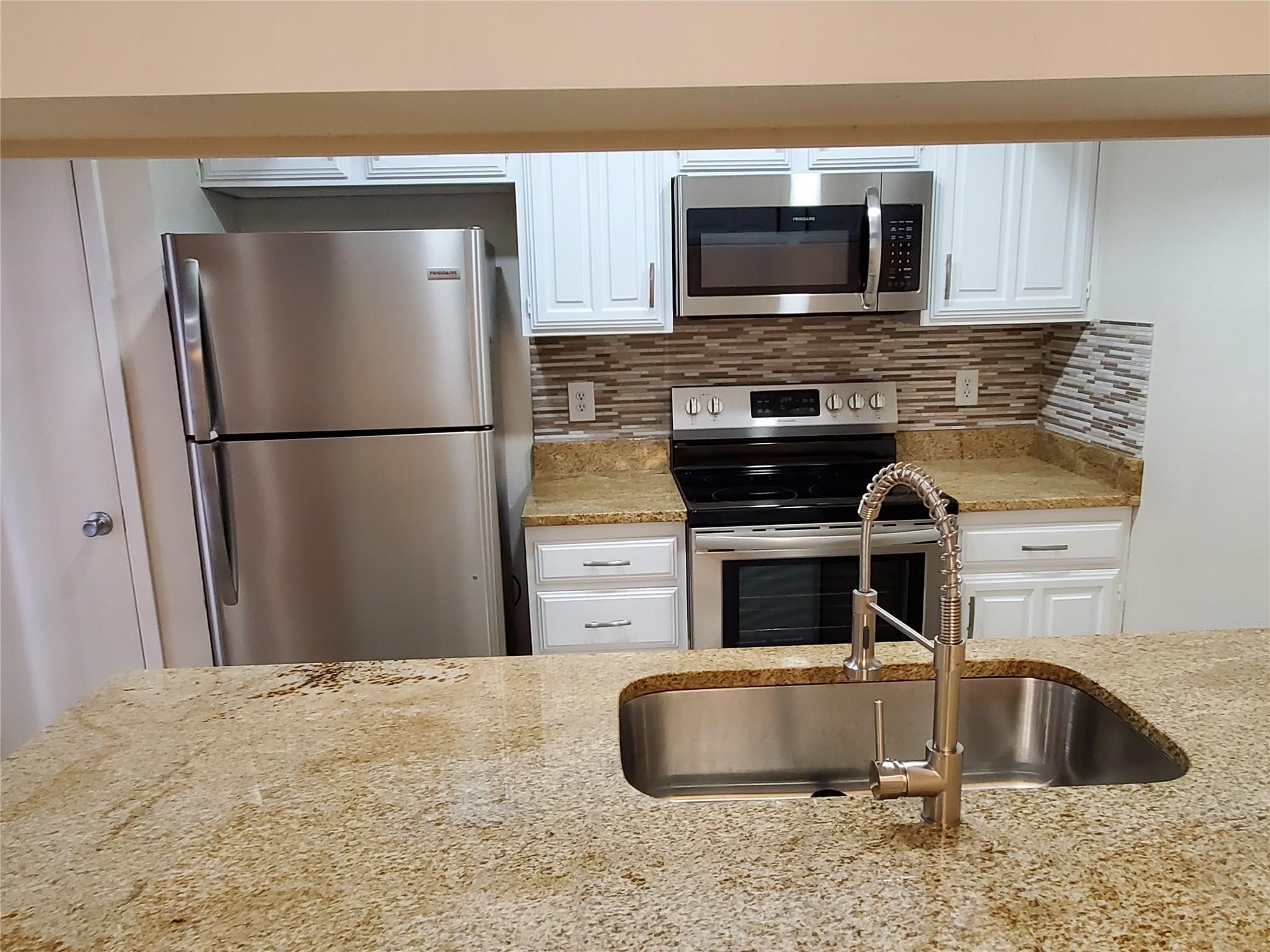 2902 Southern Cross Drive Garland TX 75044