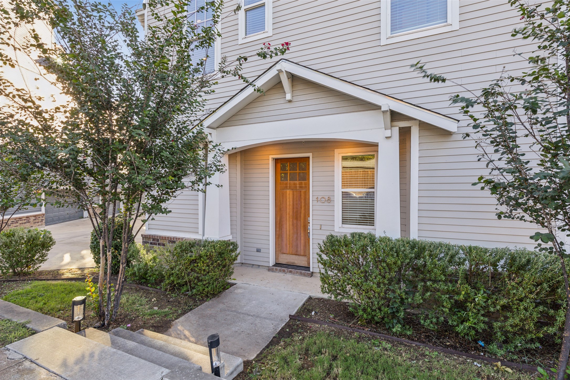 645 N Tyler Street Dallas TX 75208