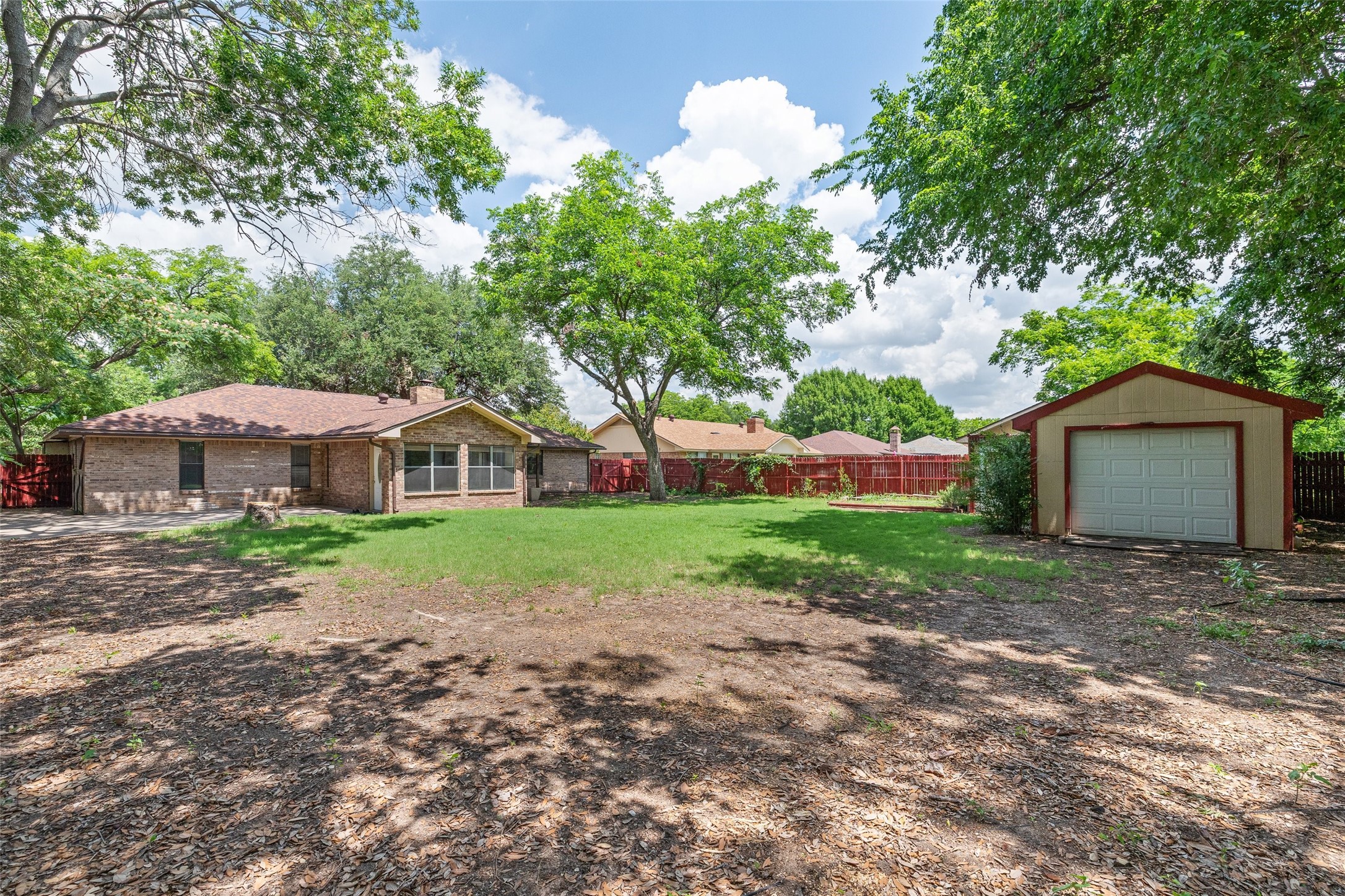 1017 Meadowlark Lane Granbury TX 76048