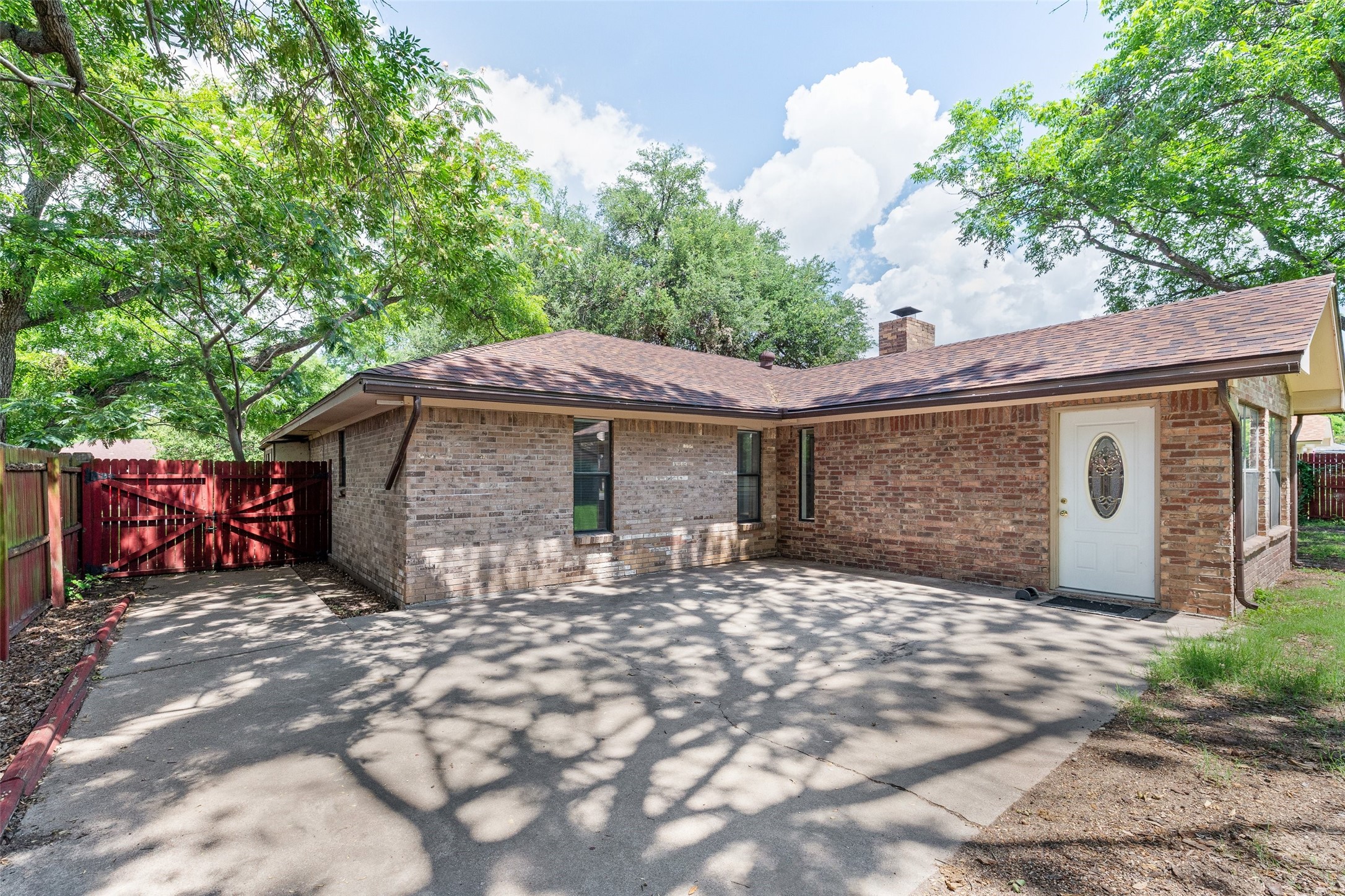 1017 Meadowlark Lane Granbury TX 76048