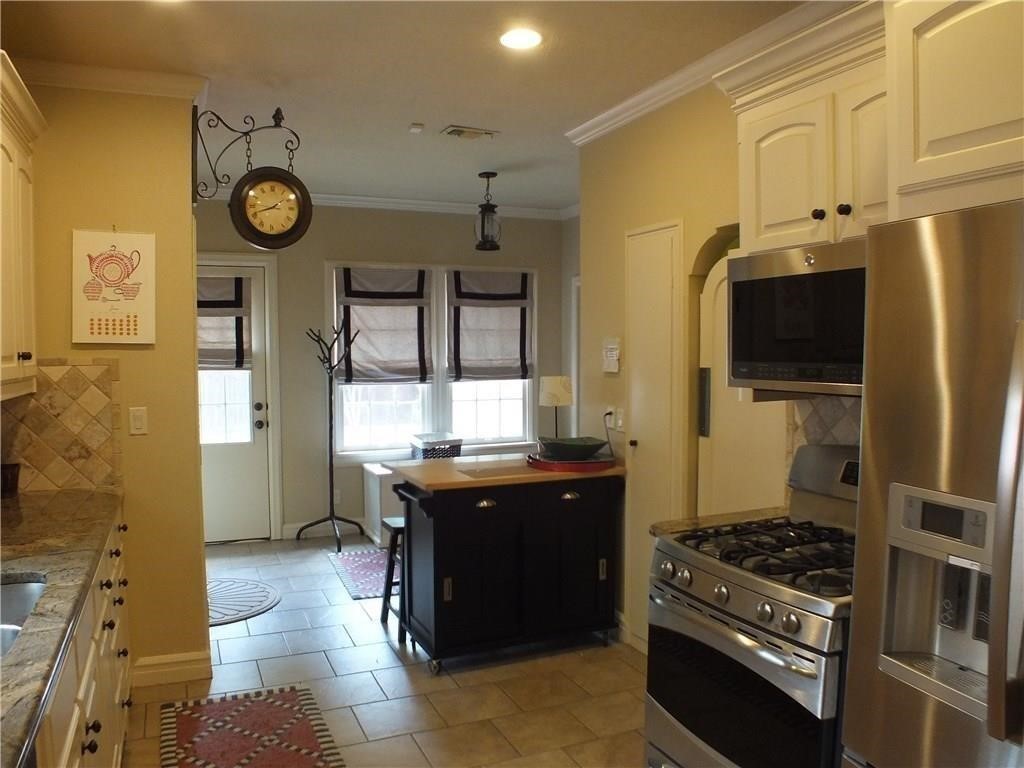 3241 Cockrell Avenue Fort Worth TX 76109