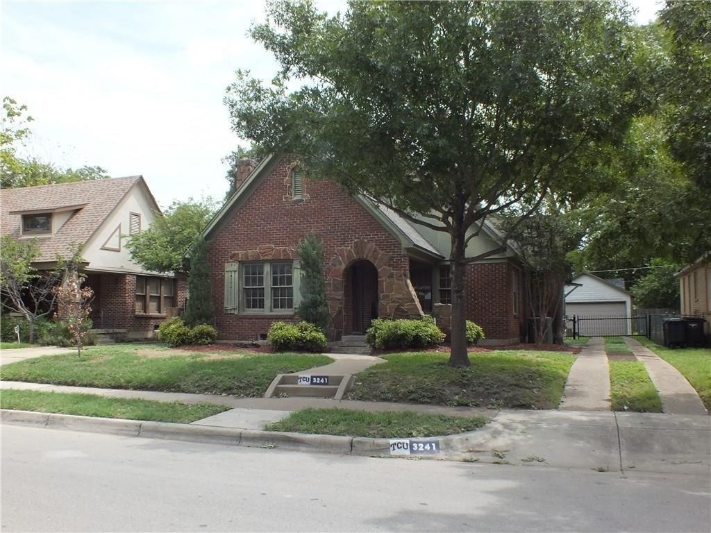 3241 Cockrell Avenue Fort Worth TX 76109