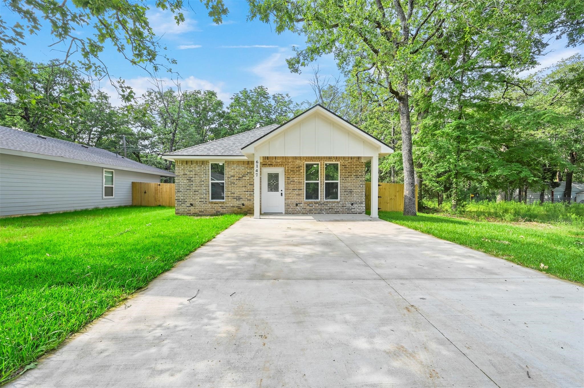 6147 Shawnee Drive Mabank TX 75156