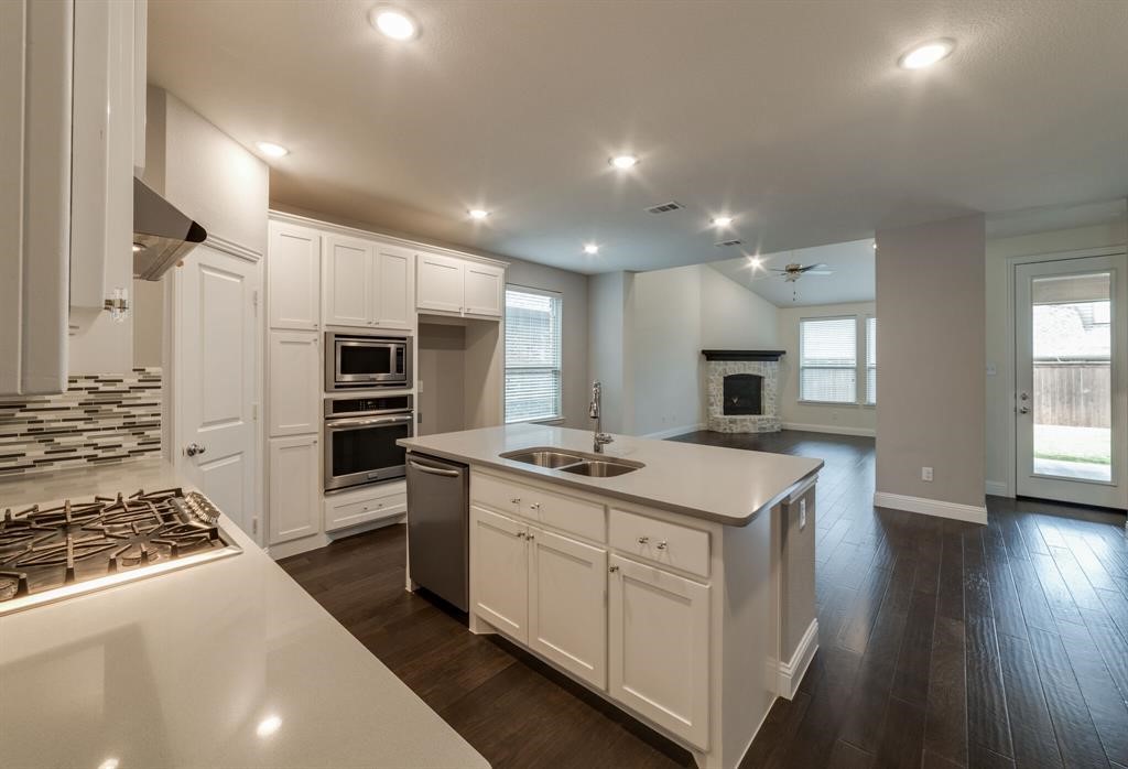 2013 Sutton Park Avenue Prosper TX 75078