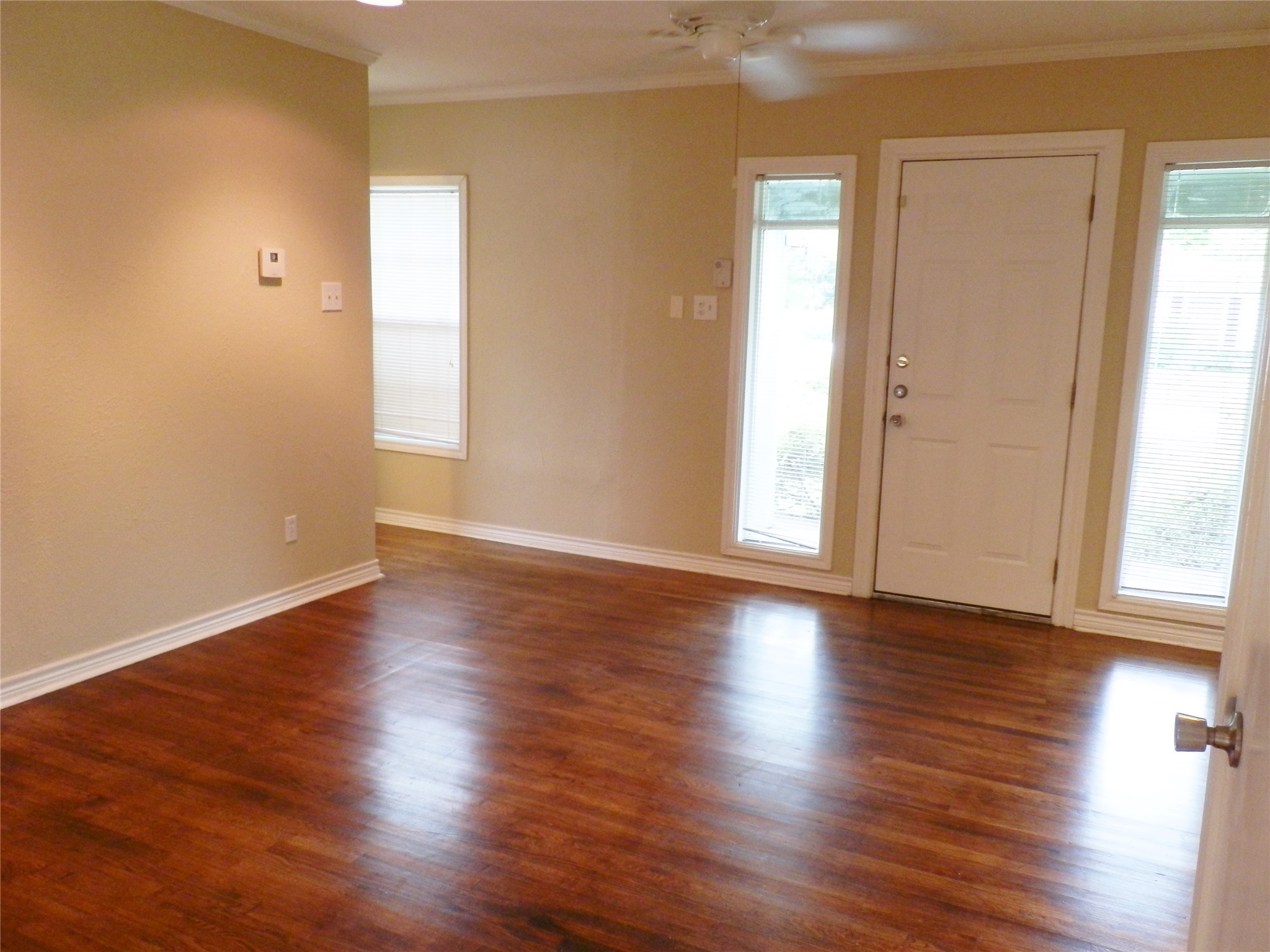 8823 San Benito Way Dallas TX 75218