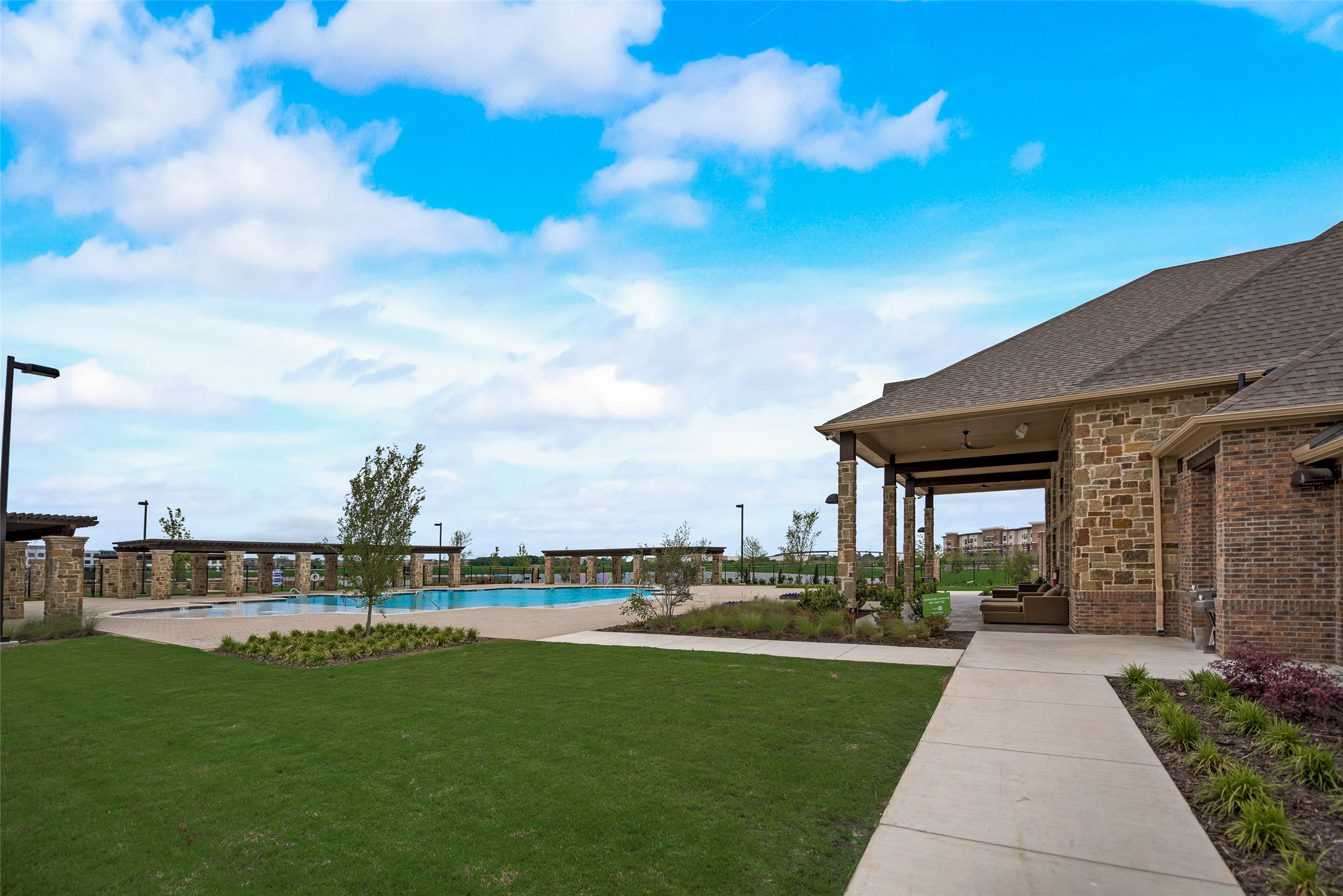 1577 Windermere Way Farmers Branch TX 75234