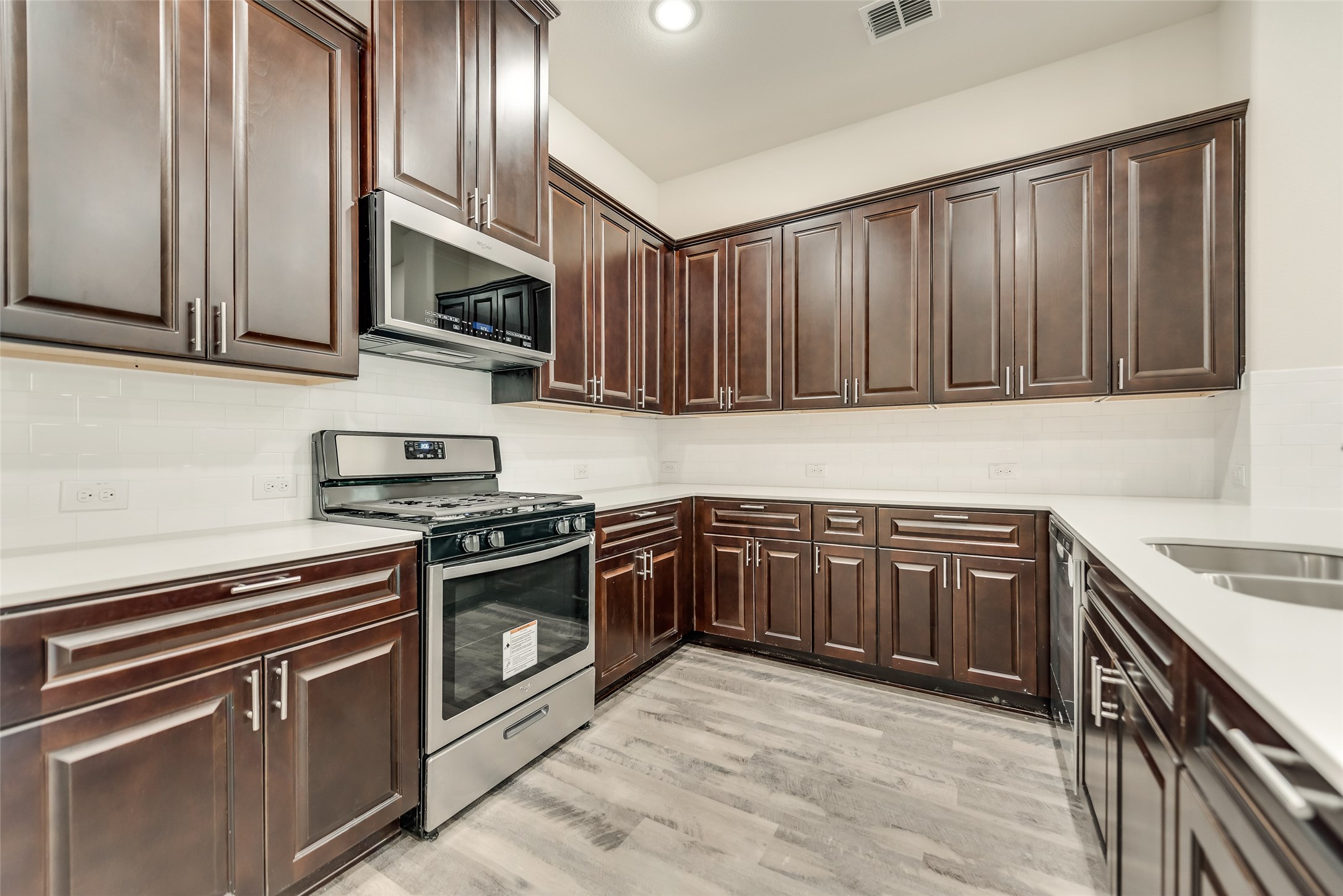 1577 Windermere Way Farmers Branch TX 75234