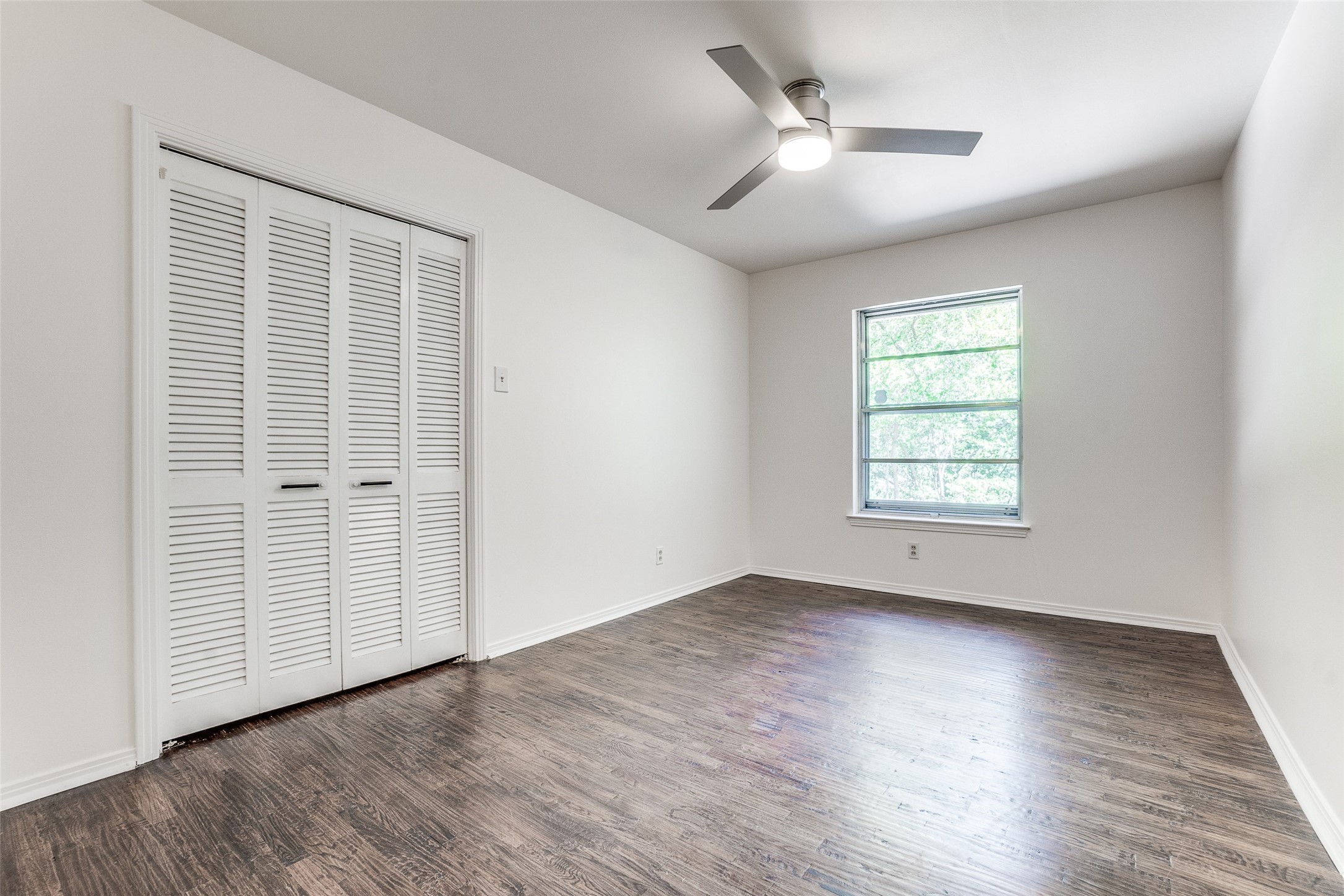 2314 Springhill Drive Dallas TX 75228