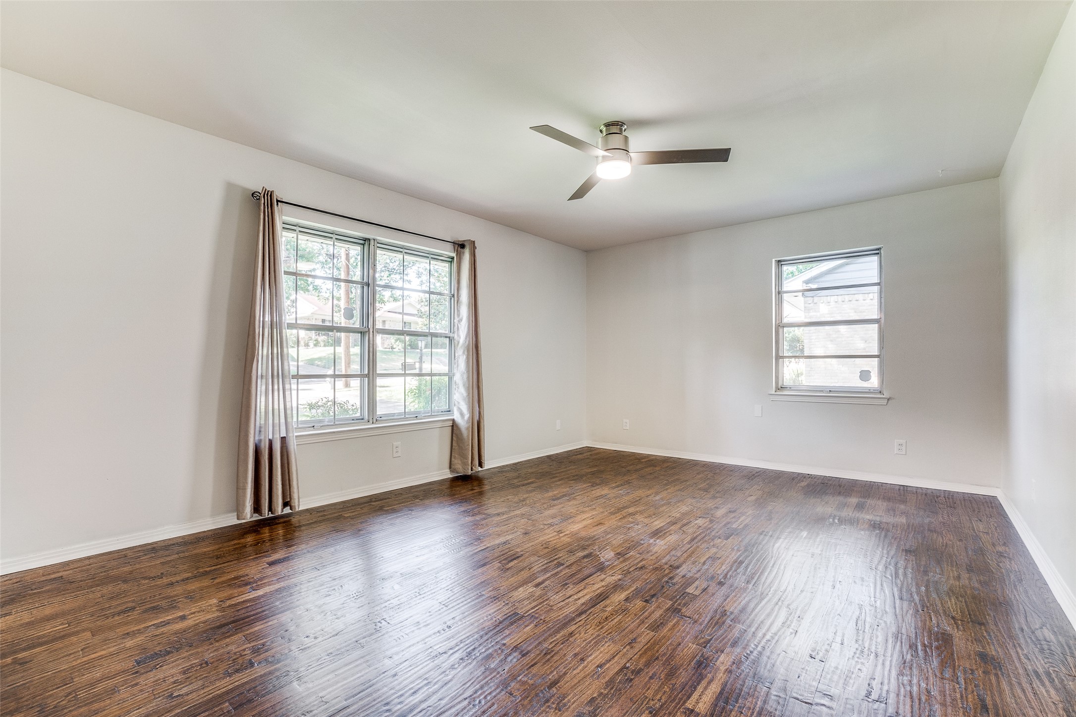 2314 Springhill Drive Dallas TX 75228