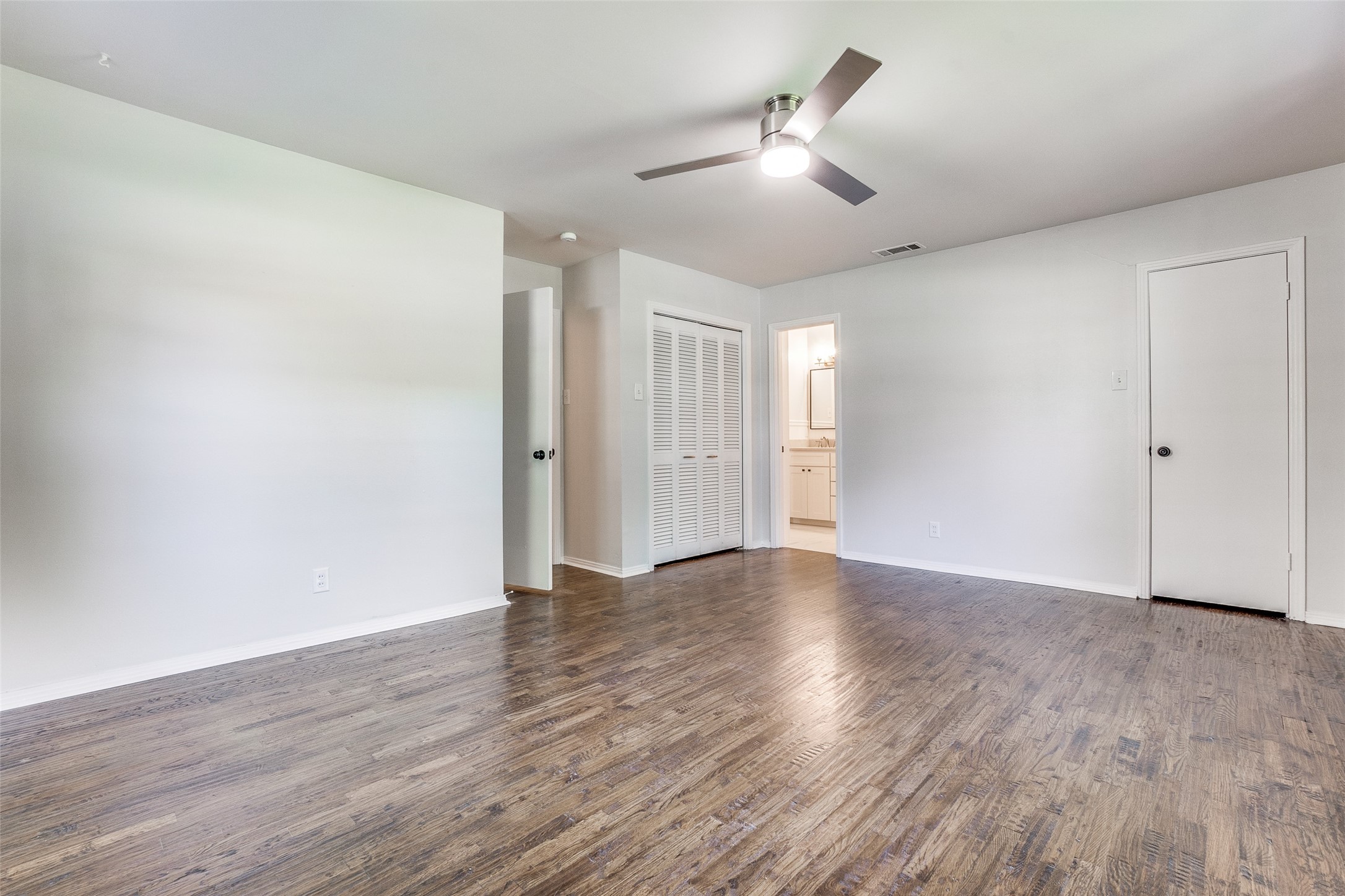 2314 Springhill Drive Dallas TX 75228