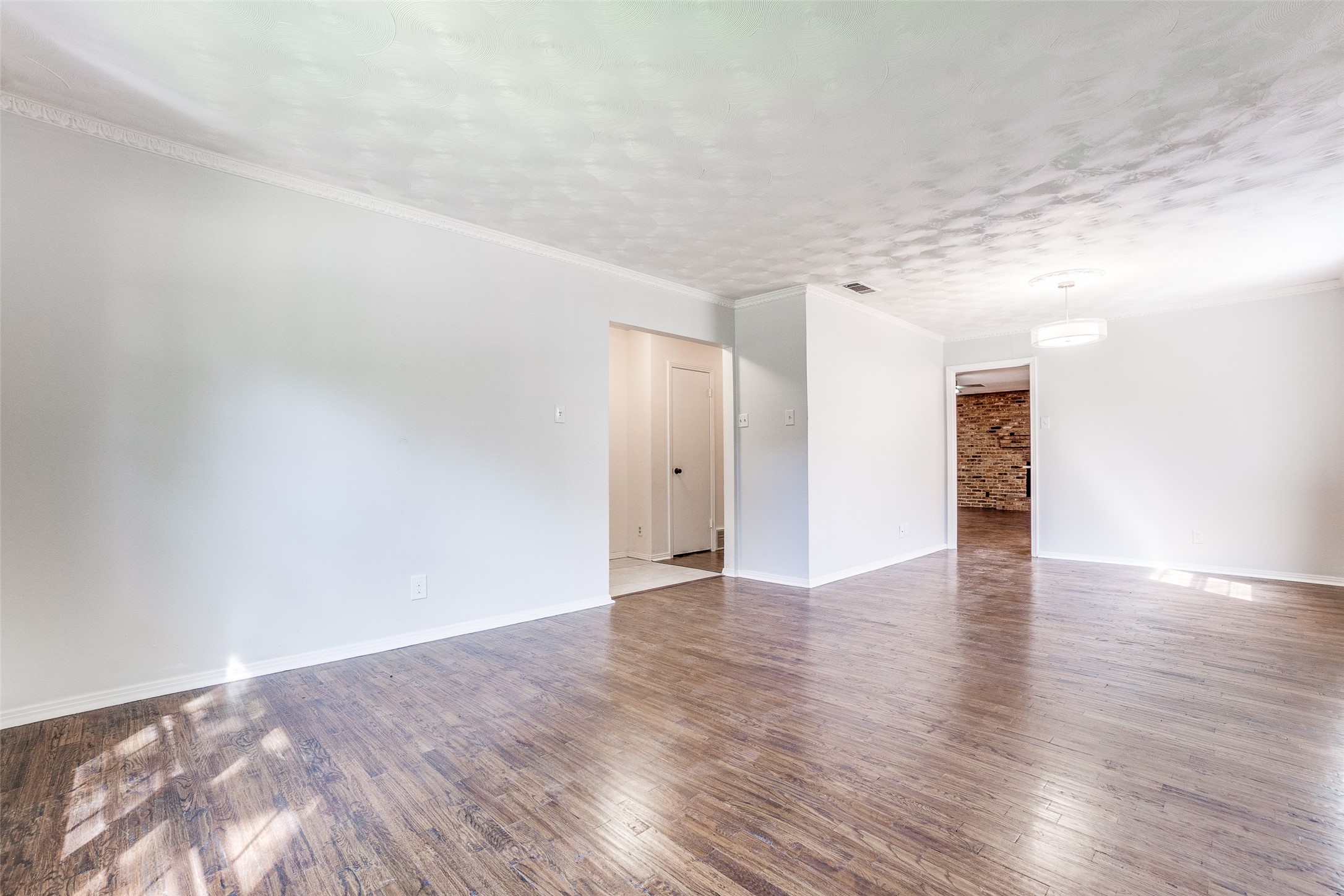 2314 Springhill Drive Dallas TX 75228