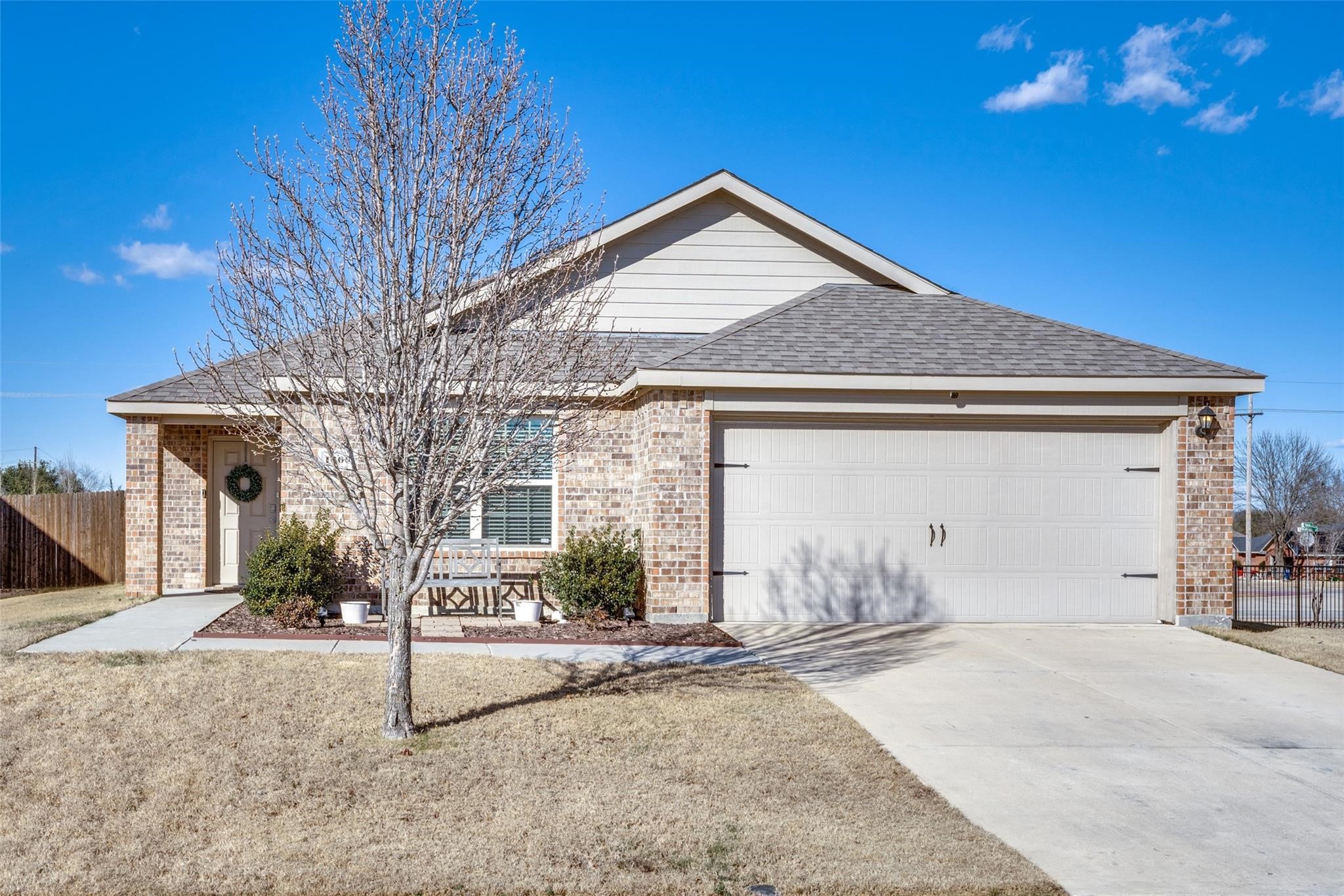 1606 Meadow Creek Drive Princeton TX 75407