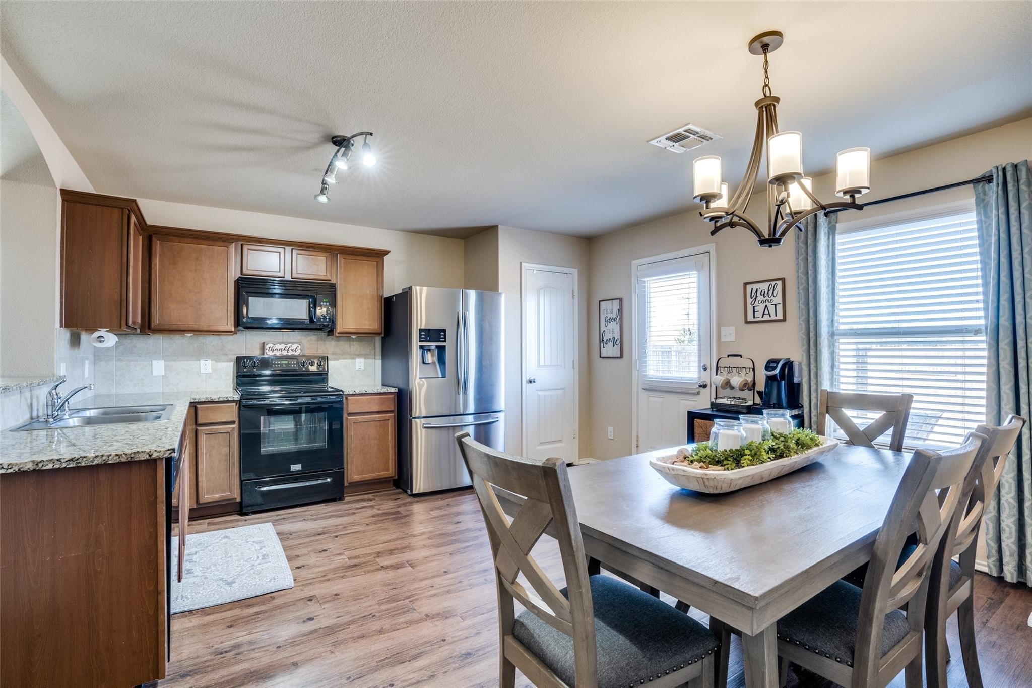 1606 Meadow Creek Drive Princeton TX 75407