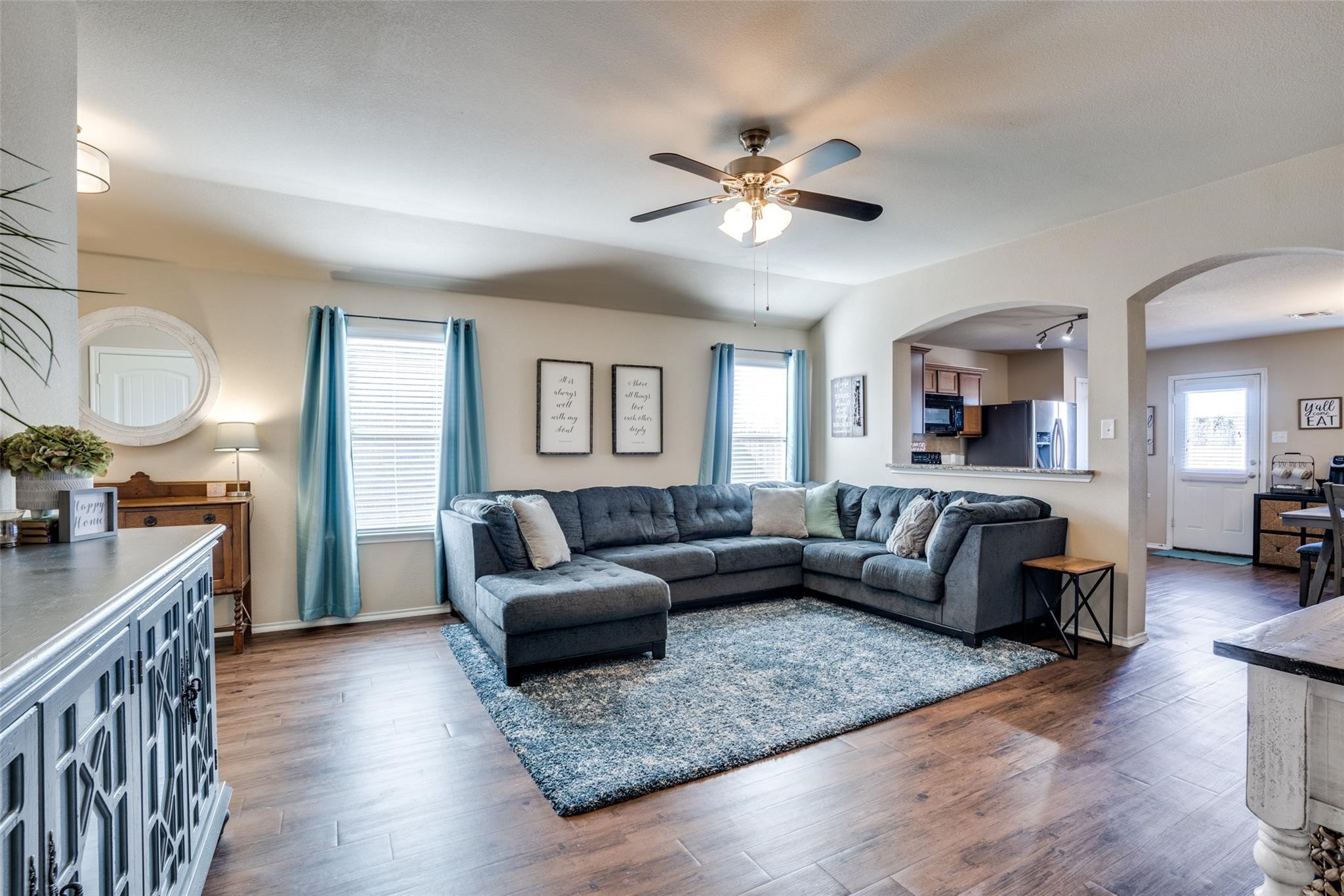 1606 Meadow Creek Drive Princeton TX 75407