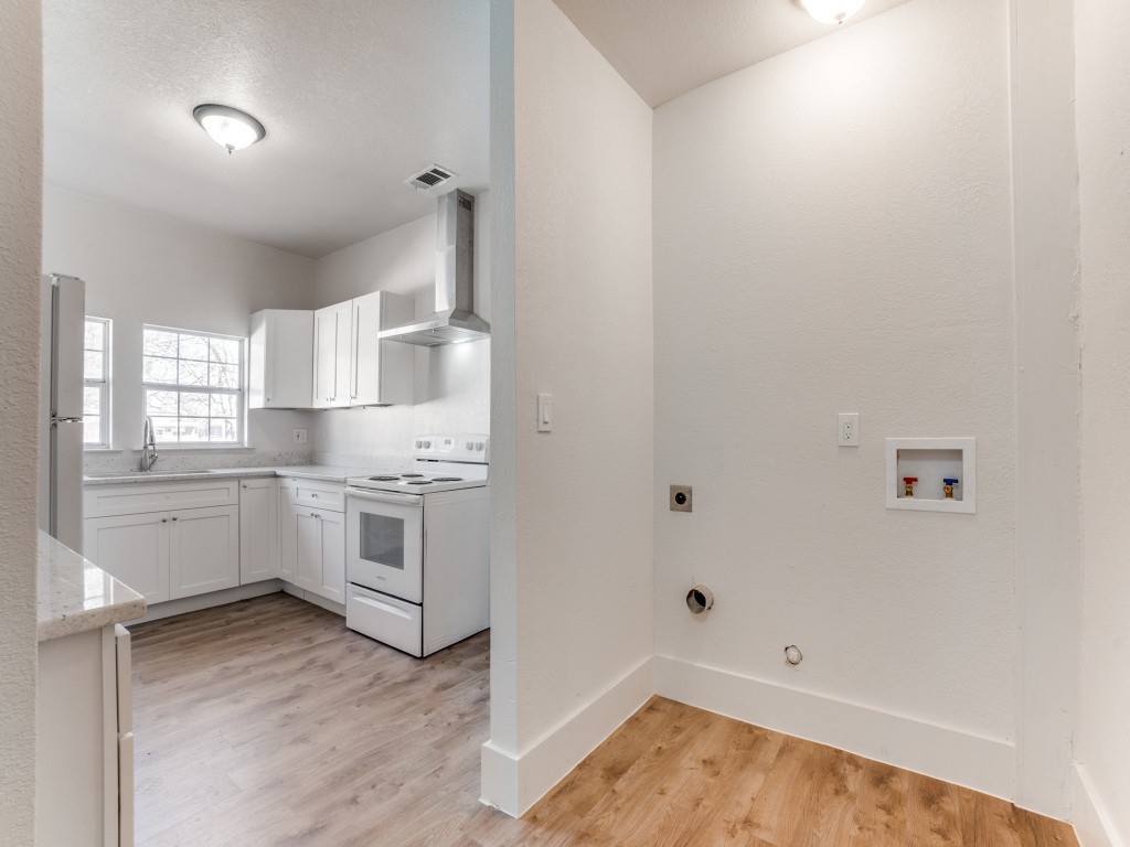 1628 Poplar Street Dallas TX 75215