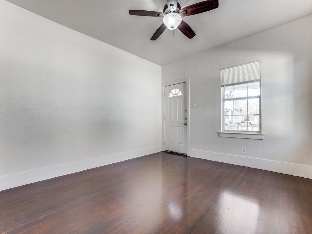 1628 Poplar Street Dallas TX 75215