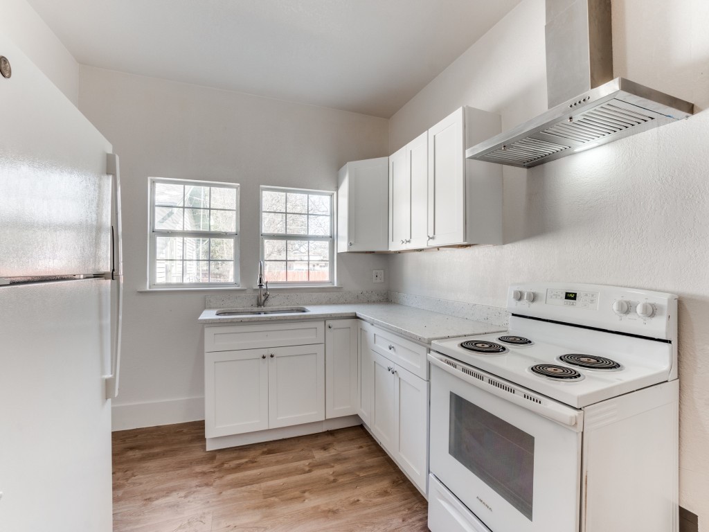 1628 Poplar Street Dallas TX 75215
