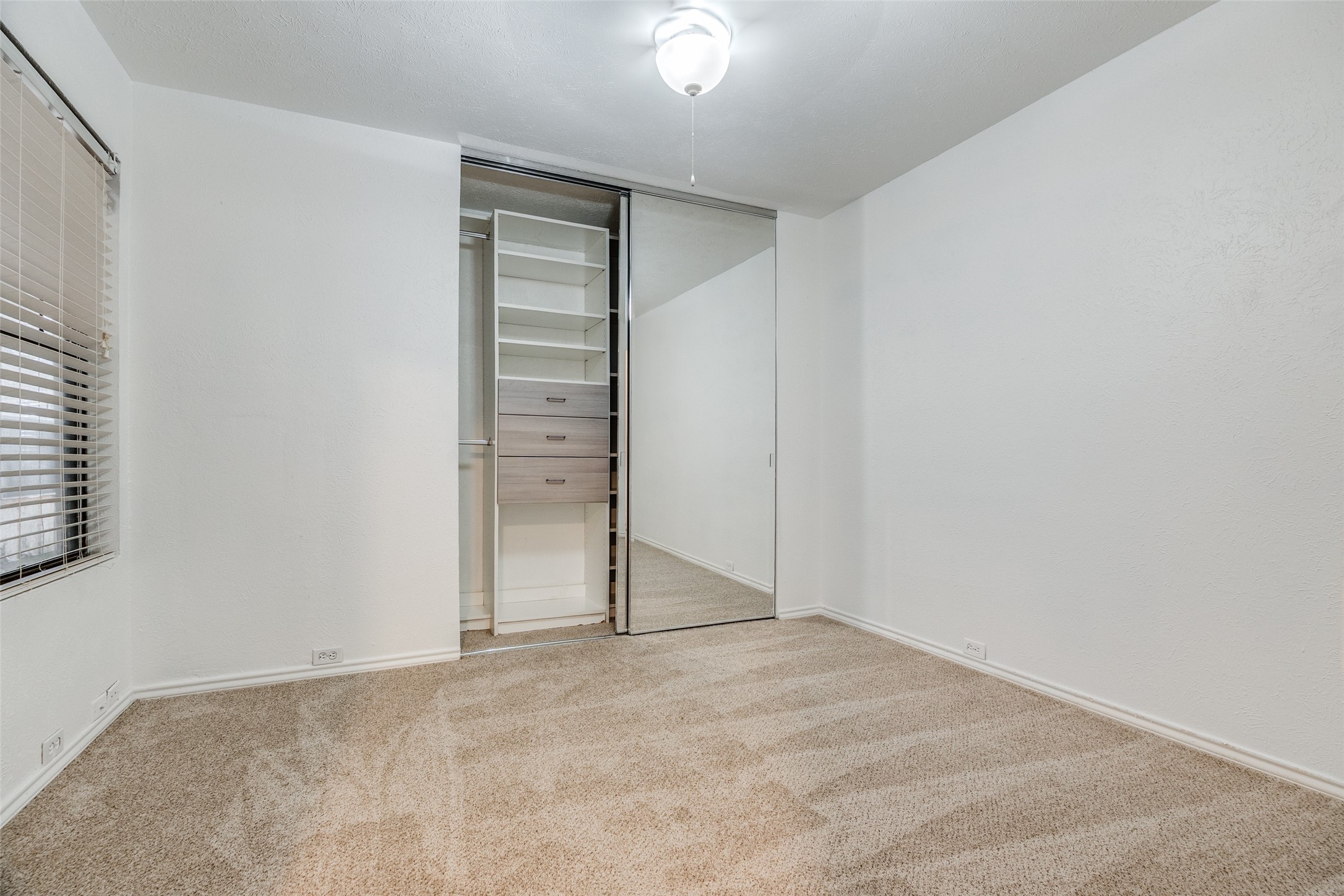 4147 Rosser Square Dallas TX 75244