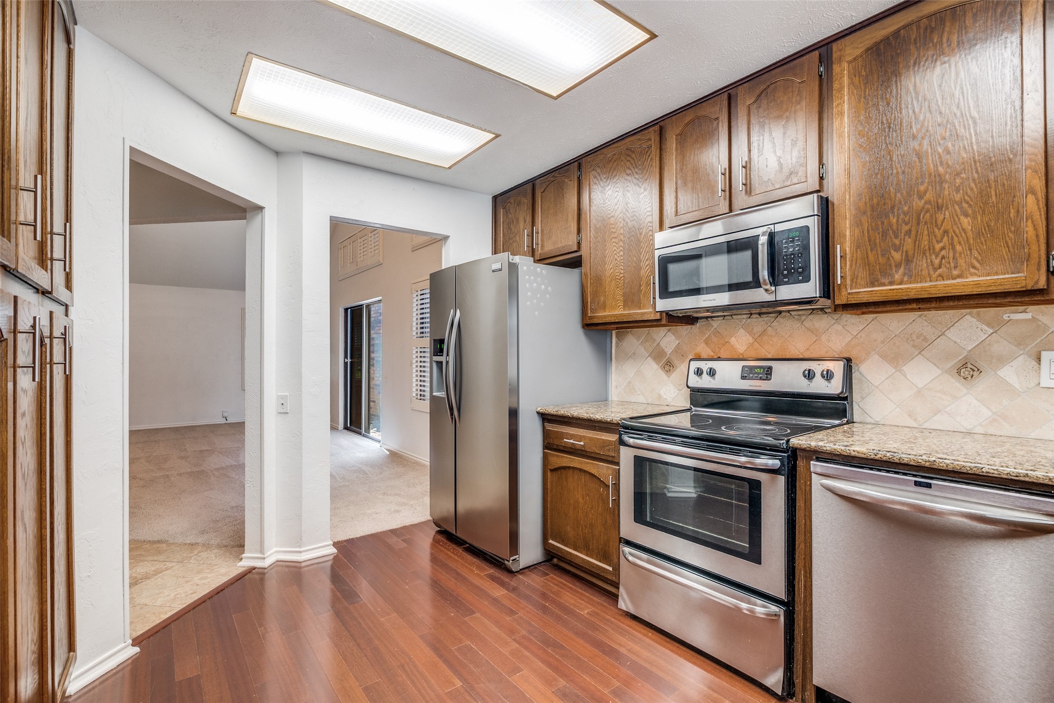 4147 Rosser Square Dallas TX 75244