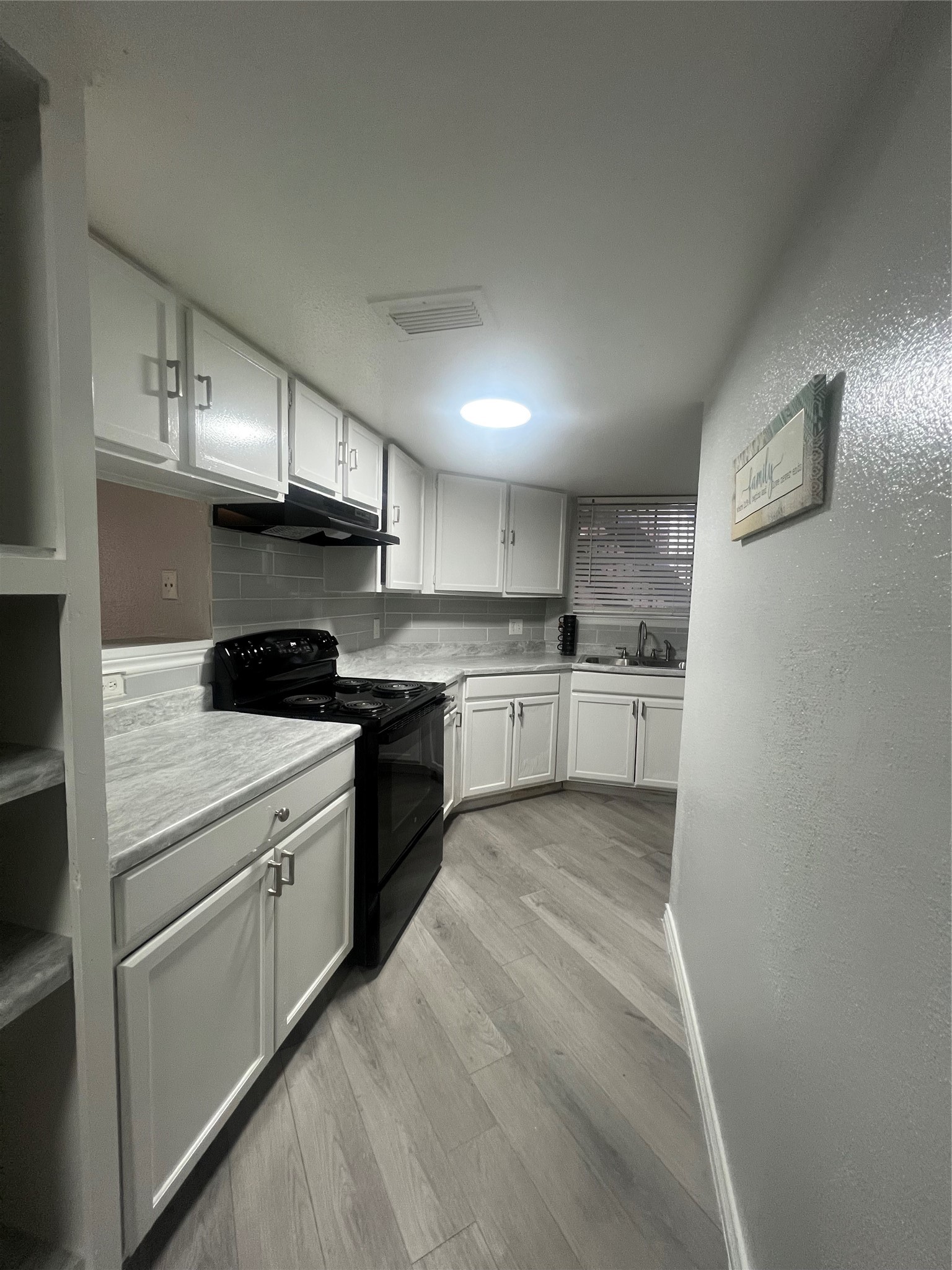 7501 Chesterfield Drive Dallas TX 75237