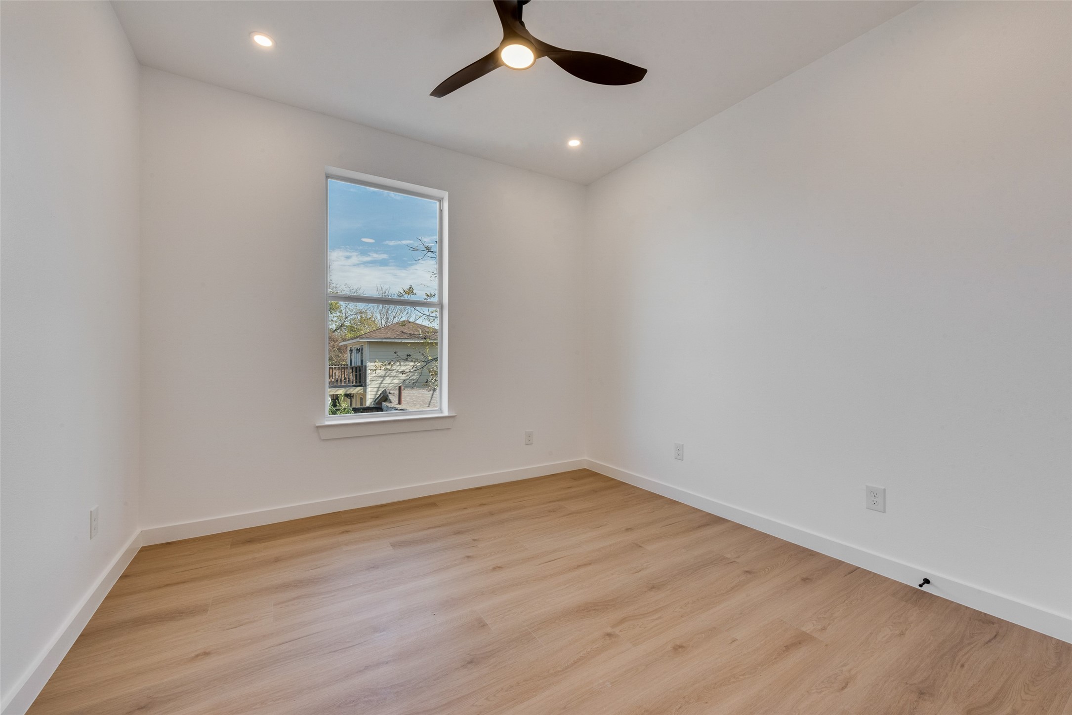 632 Melba Street Dallas TX 75208