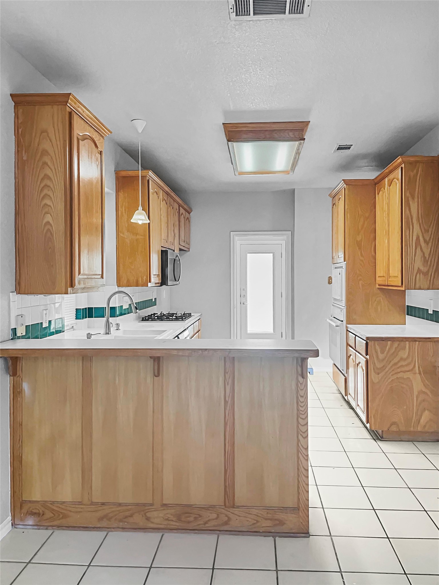 6312 Bittersweet Drive Arlington TX 76001
