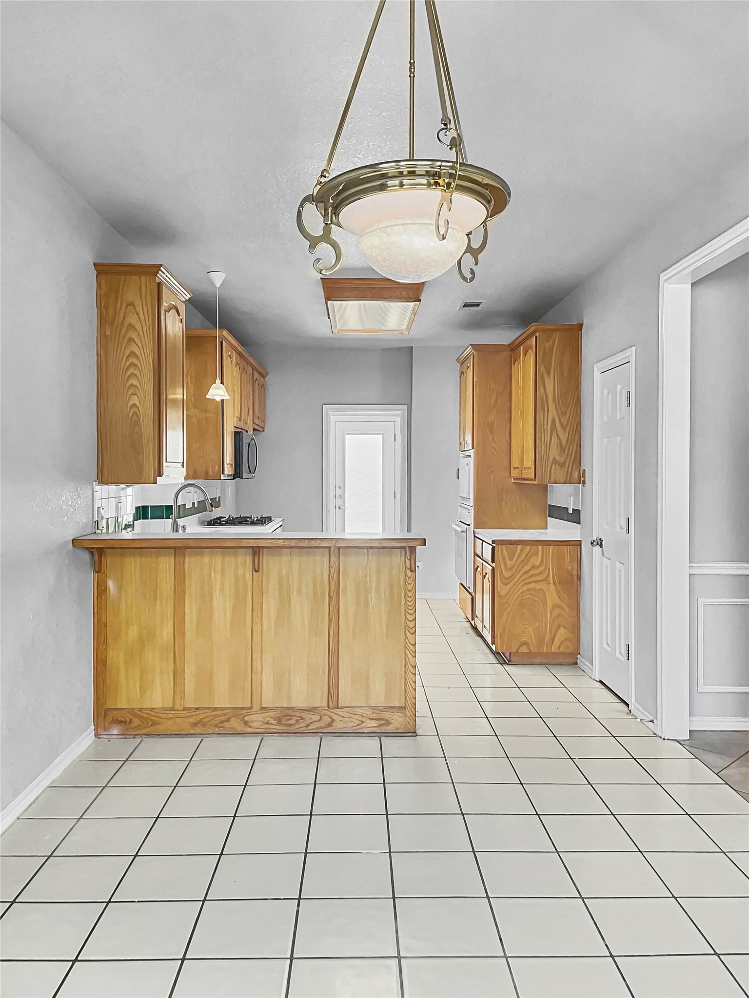 6312 Bittersweet Drive Arlington TX 76001